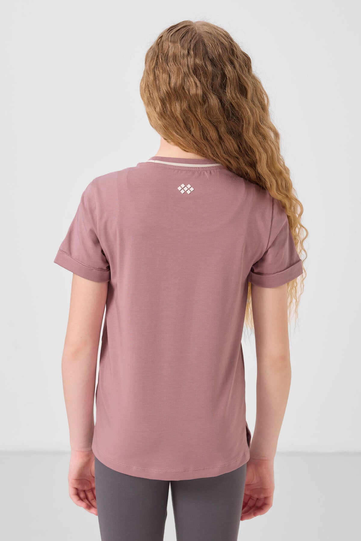 Image of Gül Kurusu Pamuklu O Yaka Standart Fit Basic Kız Çocuk T-Shirt - 75177