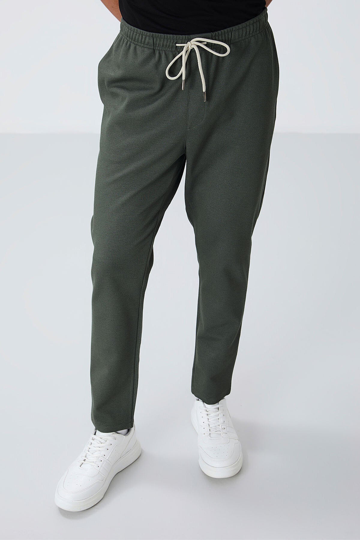 Image of Haki Yüzeyi Dokulu Standart Fit Erkek Eşofman Alt - 82155