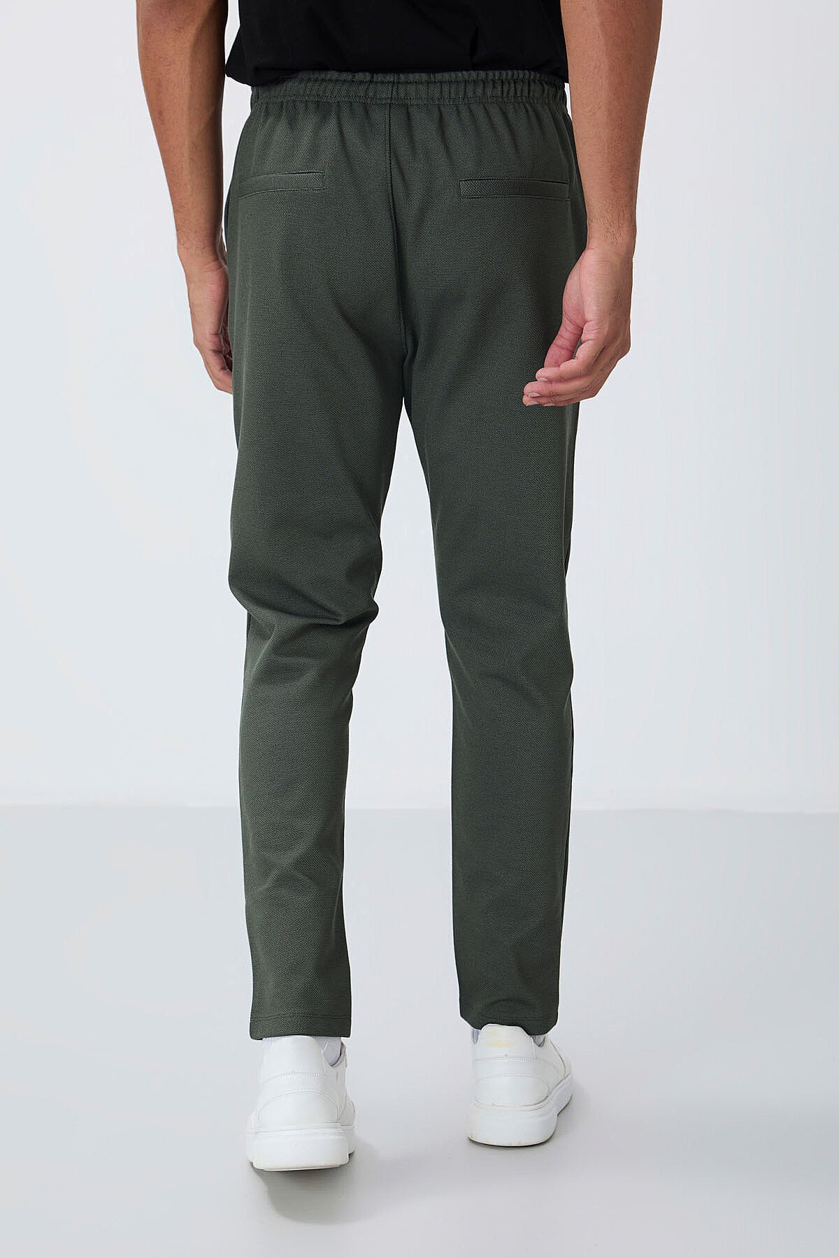 Image of Pantaloni de trening kaki texturați, croială standard, pentru bărbați - 82155