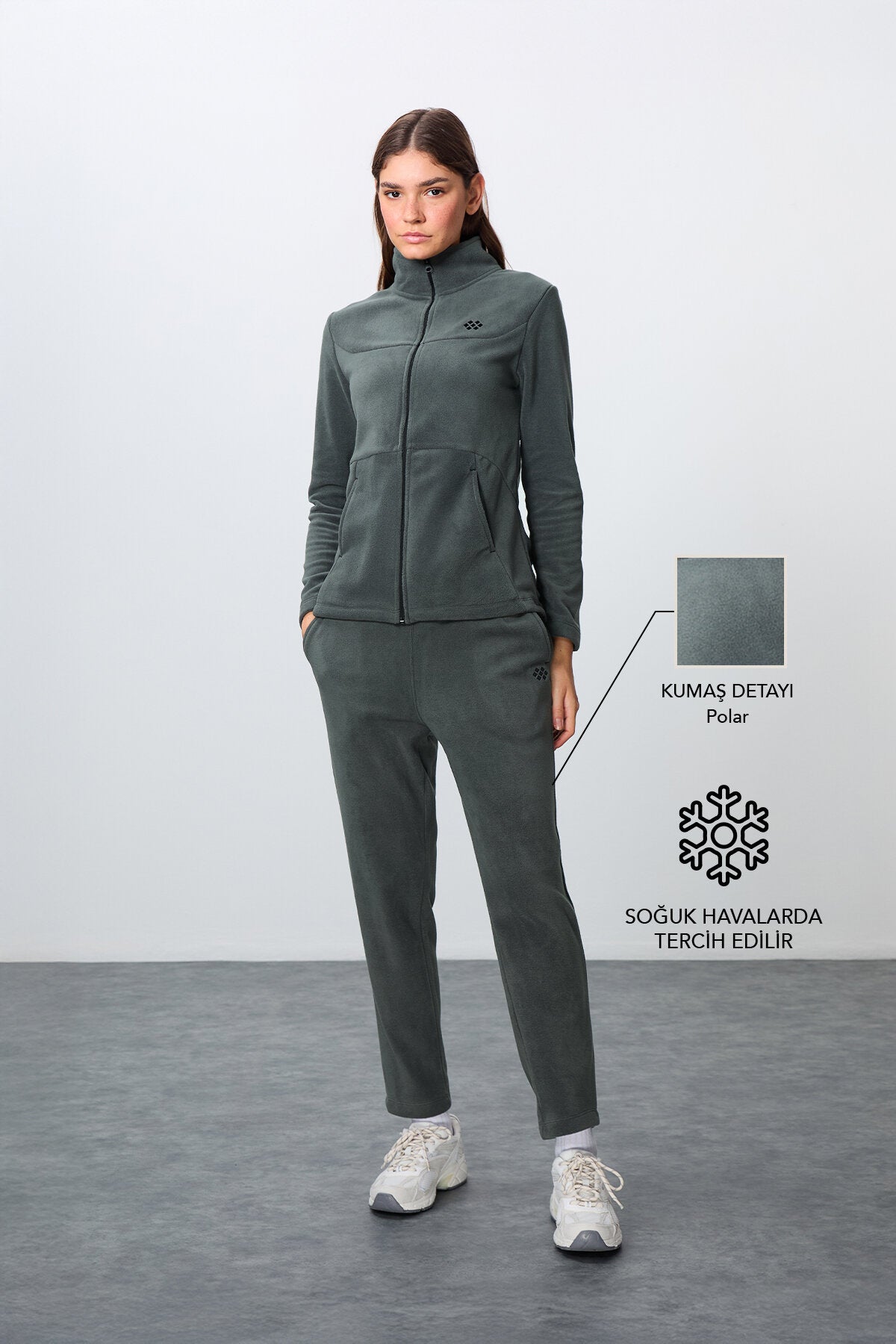 Image of Haki Kalın Yumuşak Dokulu Dik Yaka Oversize Nakışlı Polar Kadın Eşofman Takım -95339