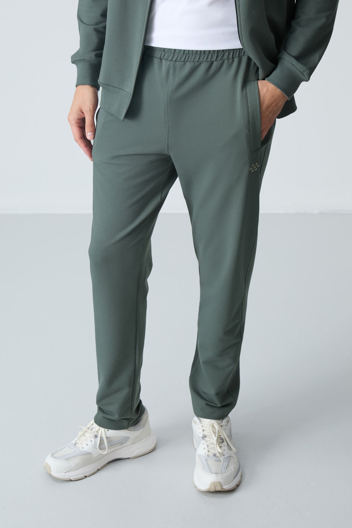 Image of Haki Pamuklu Kalın Yumuşak Dokulu Comfort Fit Basic Erkek Eşofman Takım - 85260