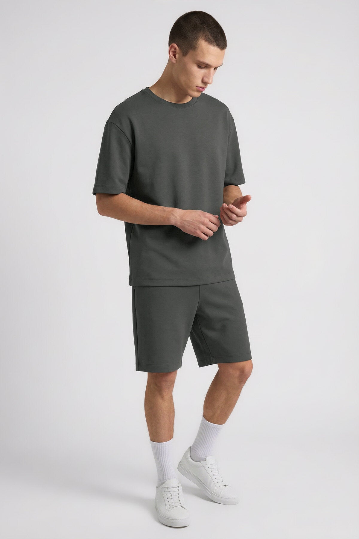 Image of Haki Oversize Fit Basic Erkek Şort Takım - 85292