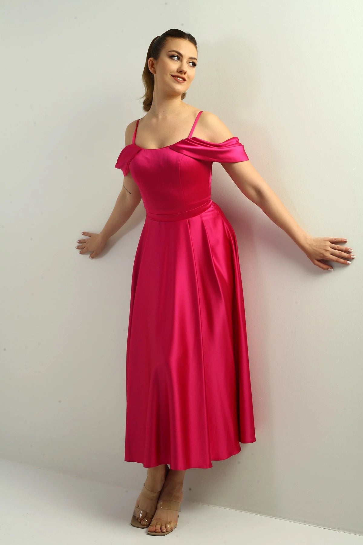 Image of Women's Strappy Dropped Sleeve Lined Pleated Satin Flared Long Dress