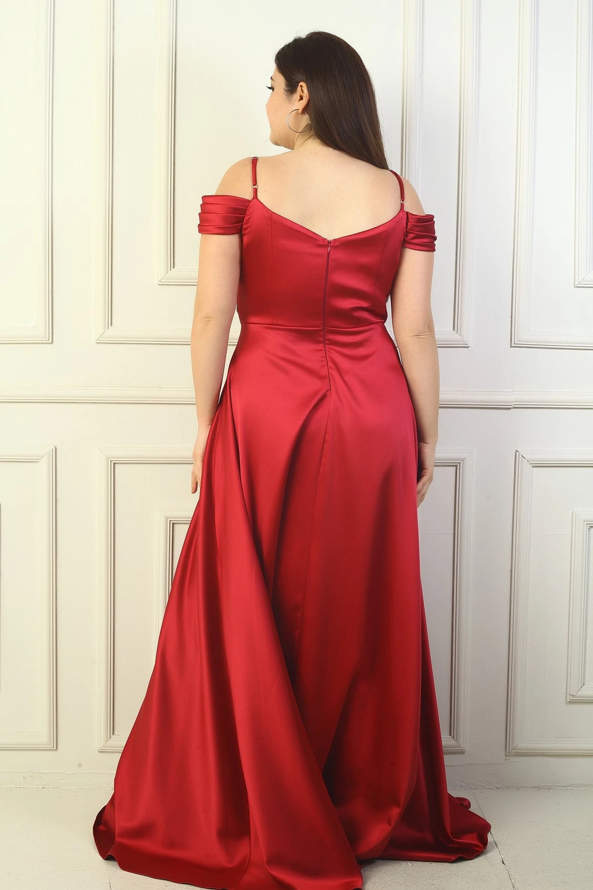 Image of Rochie de seară lungă din satin pentru femei, cu decolteu în V, bretele, mâneci căzute, cu imprimeu, mărime plus