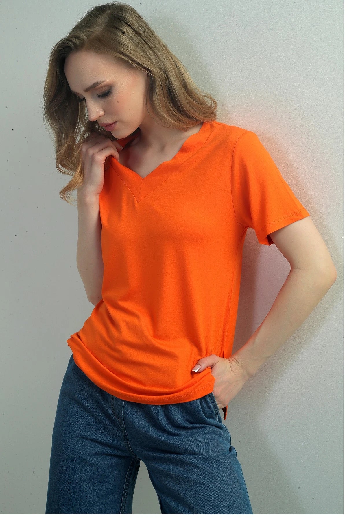 Image of Women's V-Neck Short-Sleeve Blouse with Slit