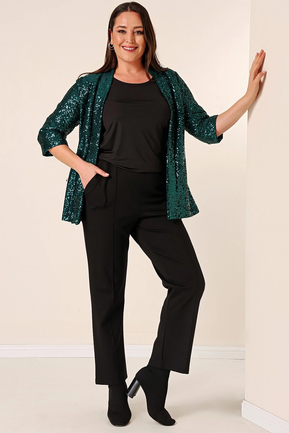 Image of Plus Size Pants with Elastic Waistband, Side Pockets, and Lycra Fabric