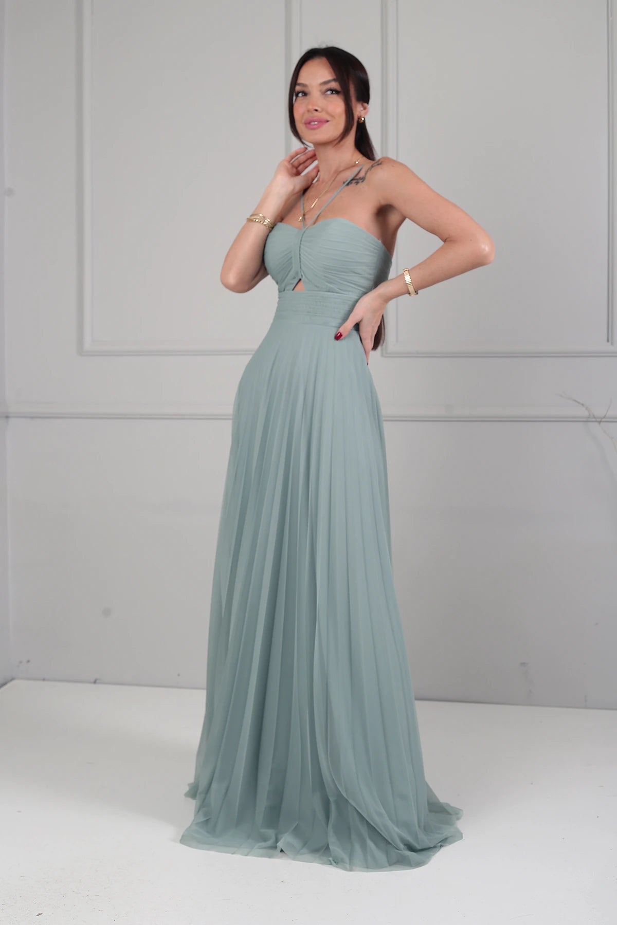 Image of Women's Strapless Neckline Lined Pleated Long Tulle Dress