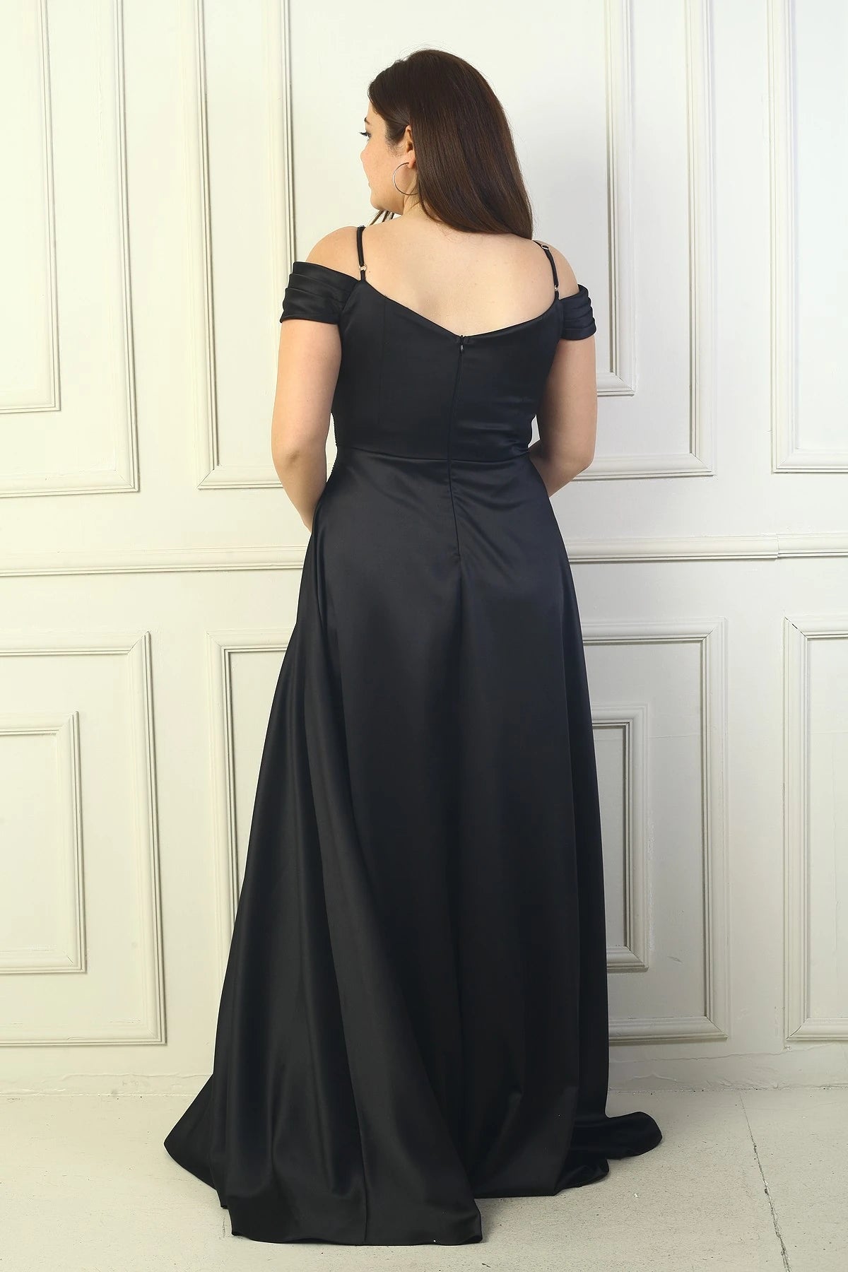 Image of Rochie de seară lungă din satin pentru femei, cu decolteu în V, bretele, mâneci căzute, cu imprimeu, mărime plus