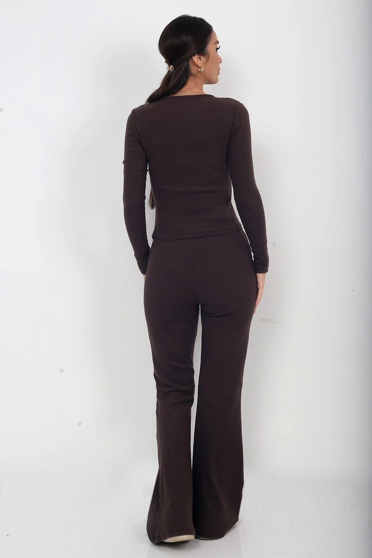 Image of Women's Gold Buttoned Long-Sleeve Blouse and Elastic Waist Wide-Leg Trousers 2-Piece Set