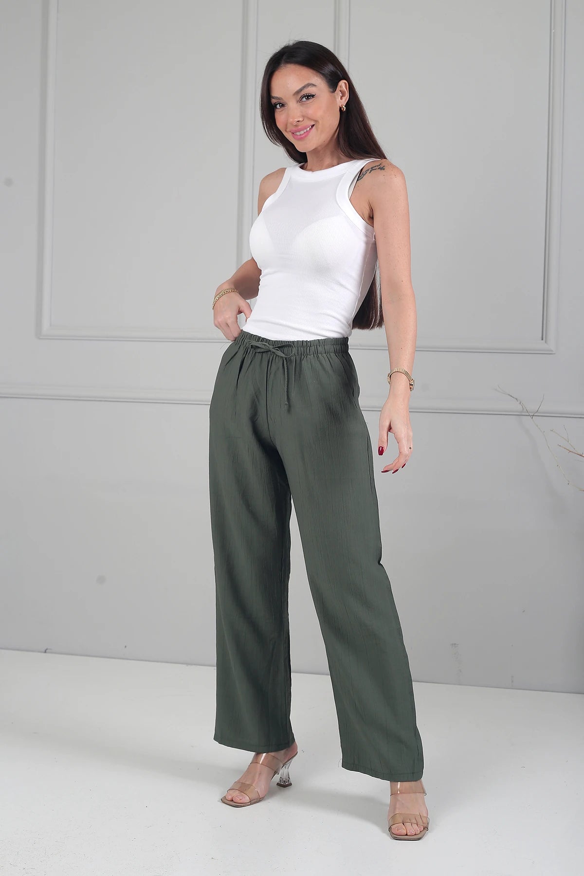 Image of Women's Elastic Waist Wide Leg Strawberry Patterned Pants with Pockets