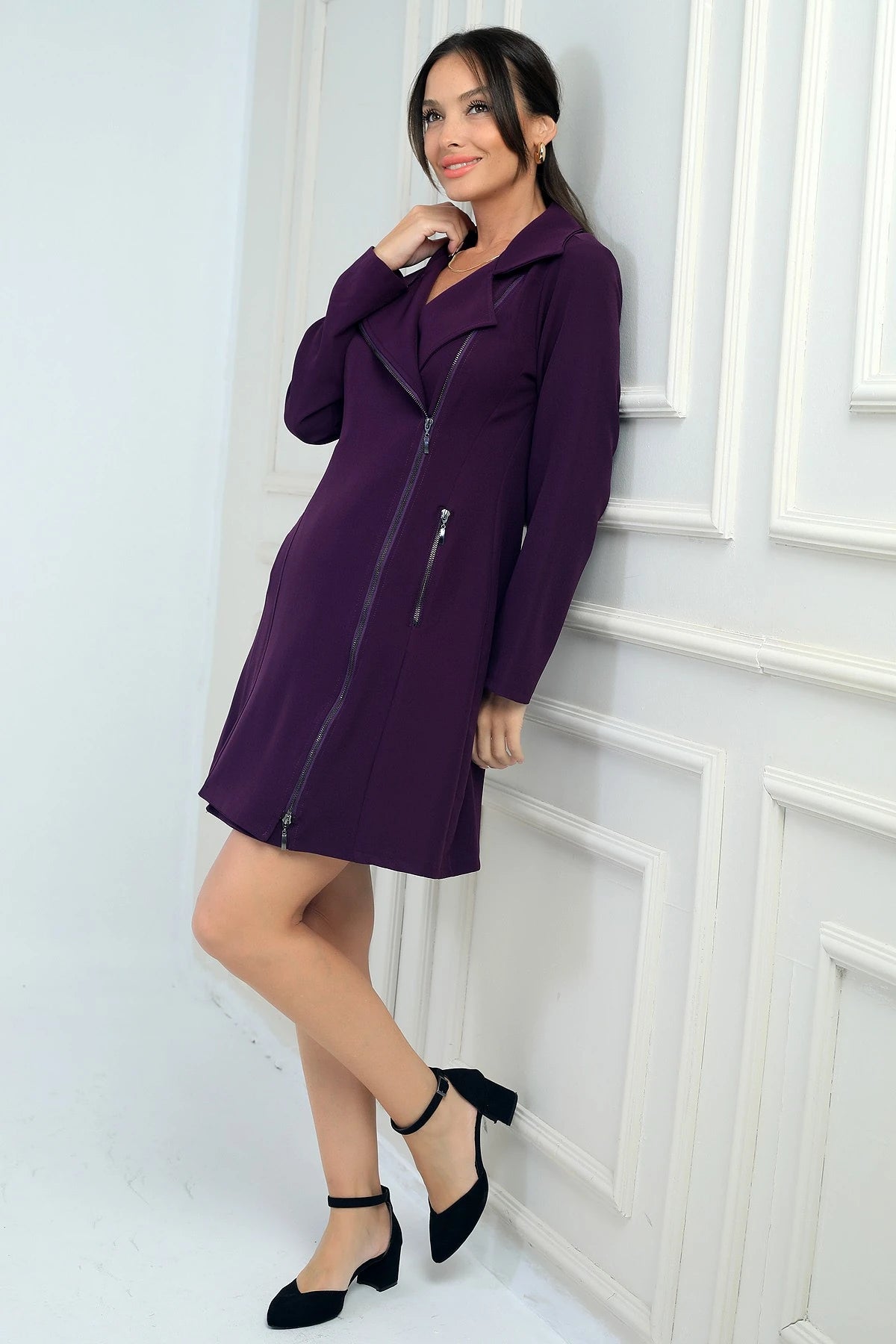 Image of Women's Short Dress with Zipper Detail