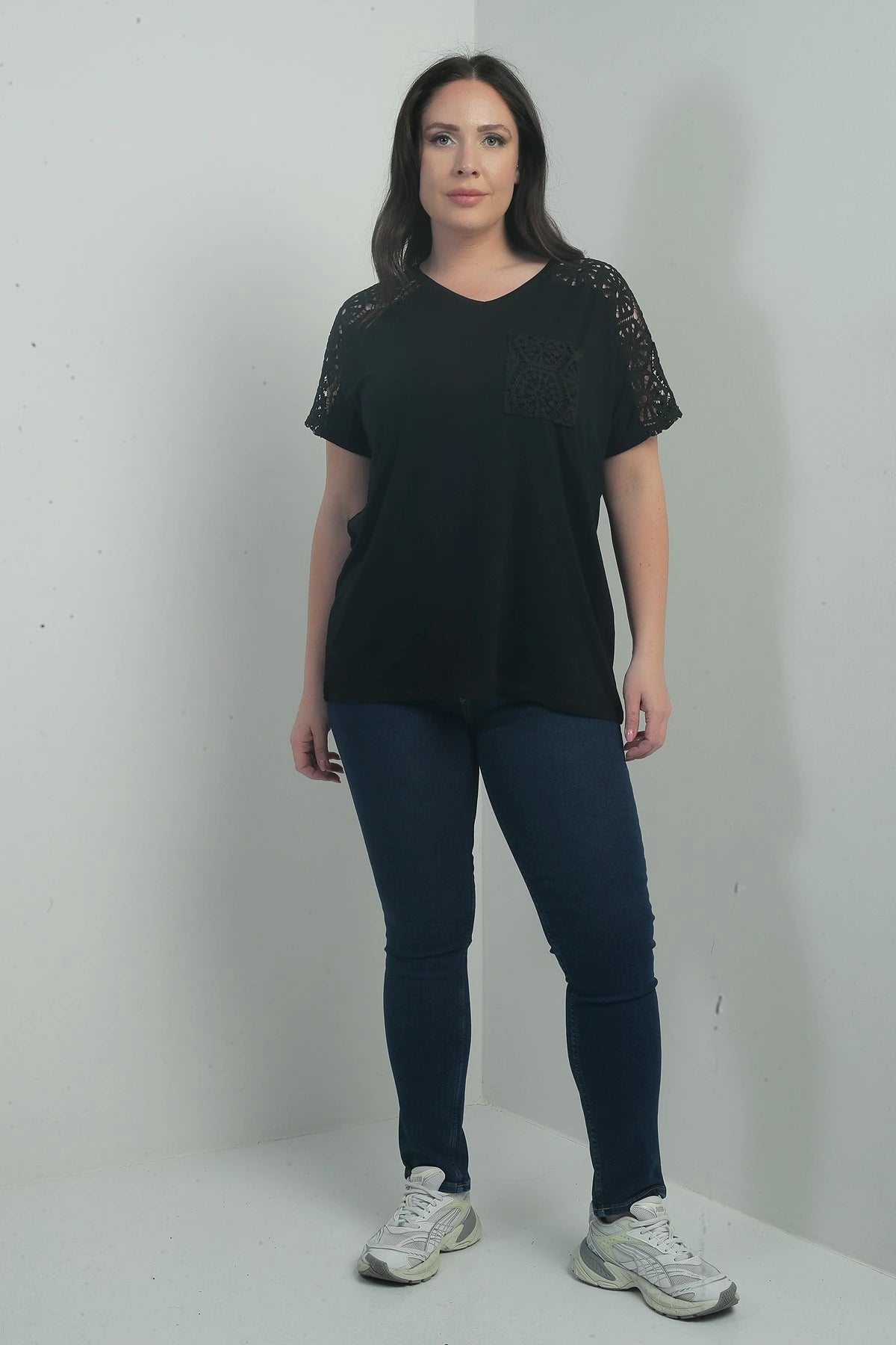 Image of Women's High Waist Straight Leg Lycra Plus Size Jeans