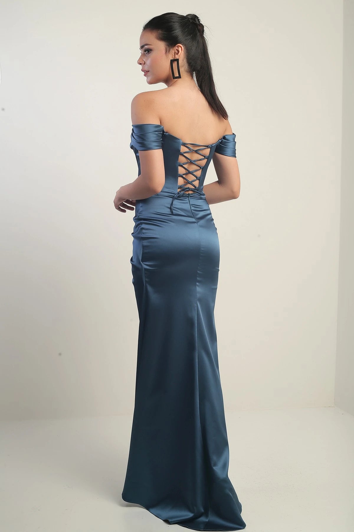 Image of Women's Strapless Low-Sleeve Lined Underwired Satin Long Dress