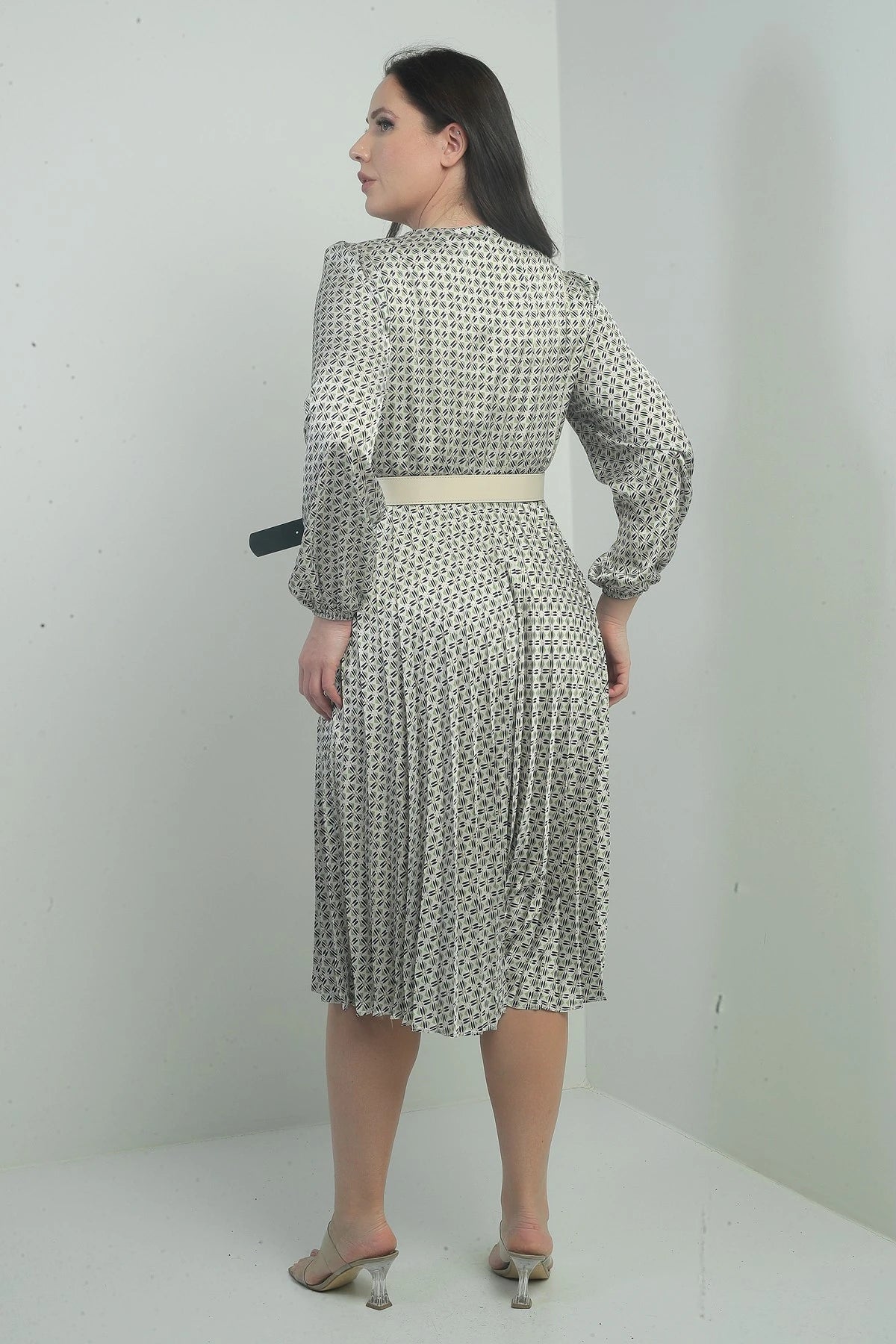 Image of Women's Wrap Neckline Belted Lined Patterned Pleated Midi Satin BB Dress