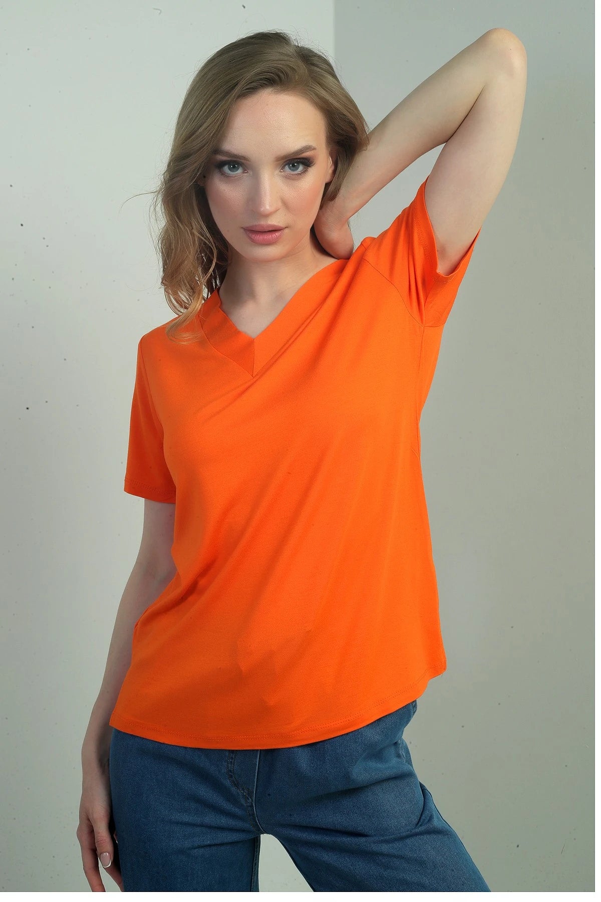 Image of Women's V-Neck Short-Sleeve Blouse with Slit