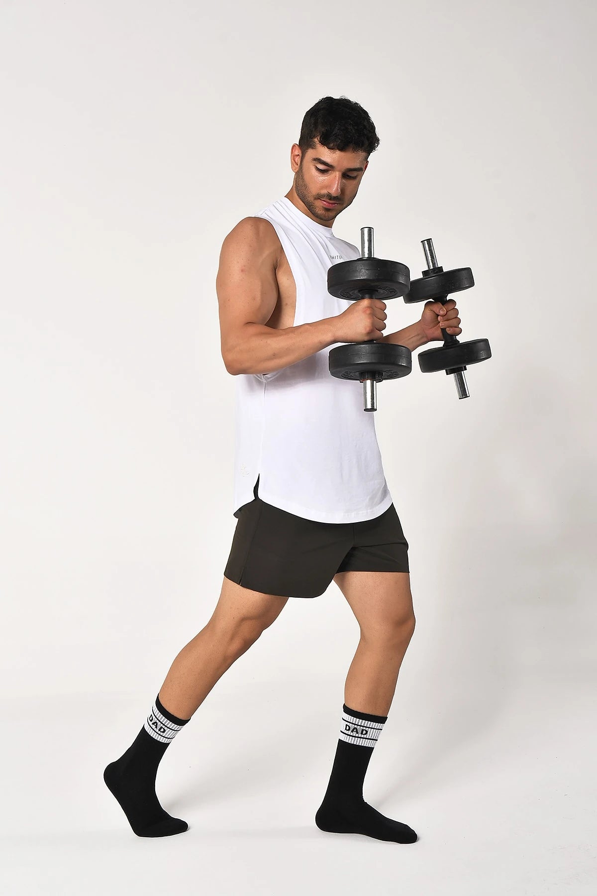 Image of Pantaloni scurți sport kaki