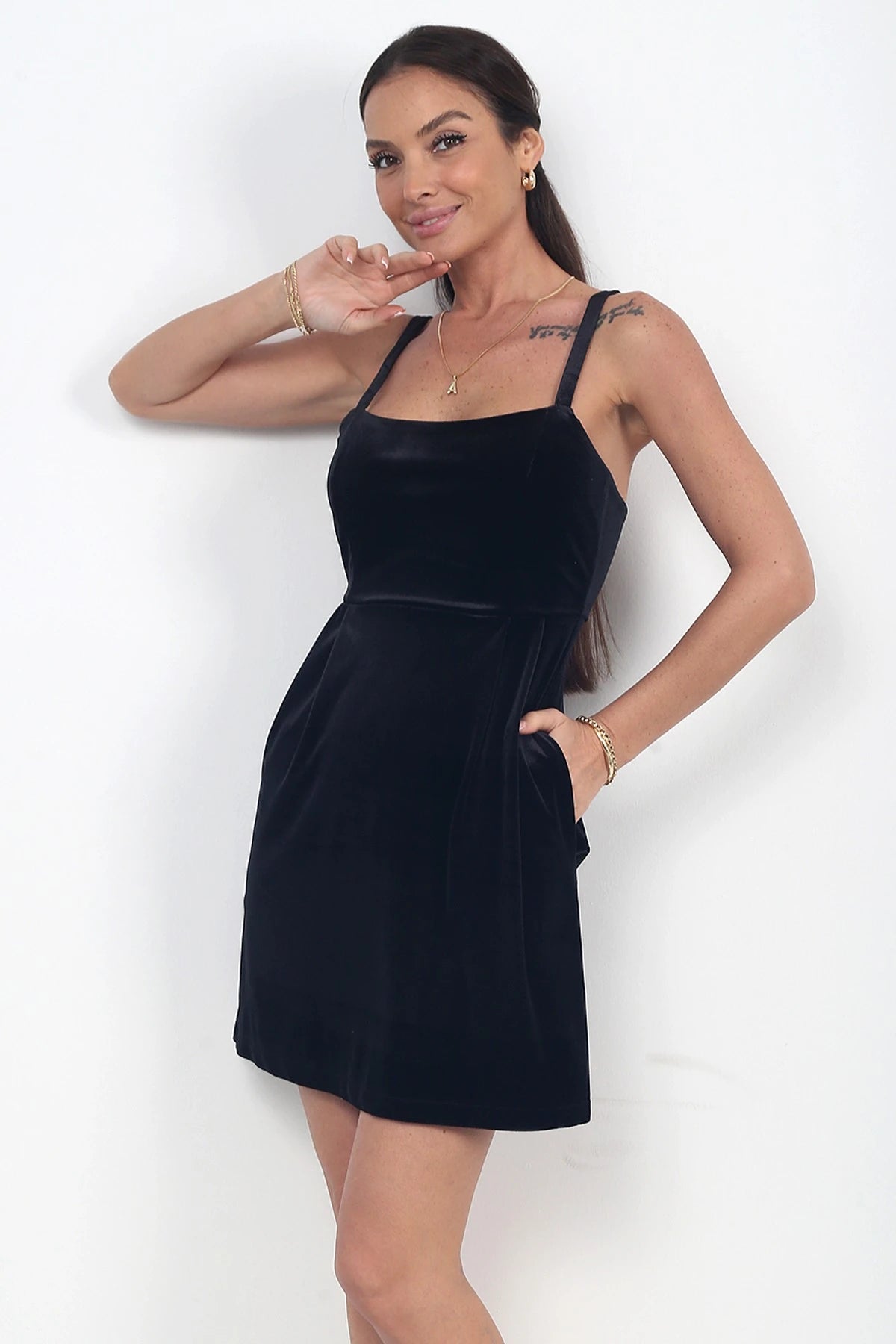 Image of Women's Thin-Strapped Velvet Short Dress with Pockets