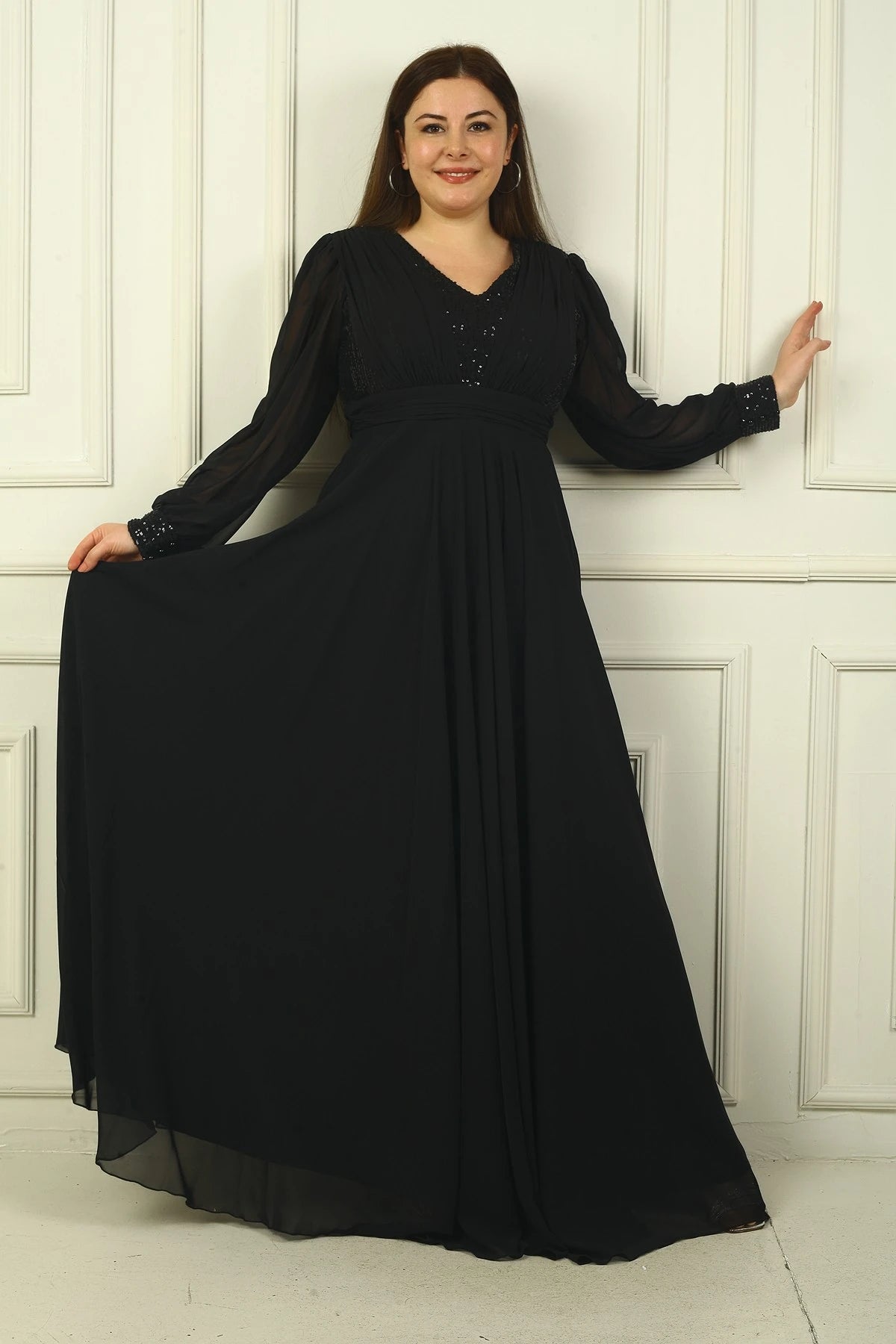 Image of Women's Front and Back V-Neck Sequined Lined Plus Size Long Chiffon Evening Dress