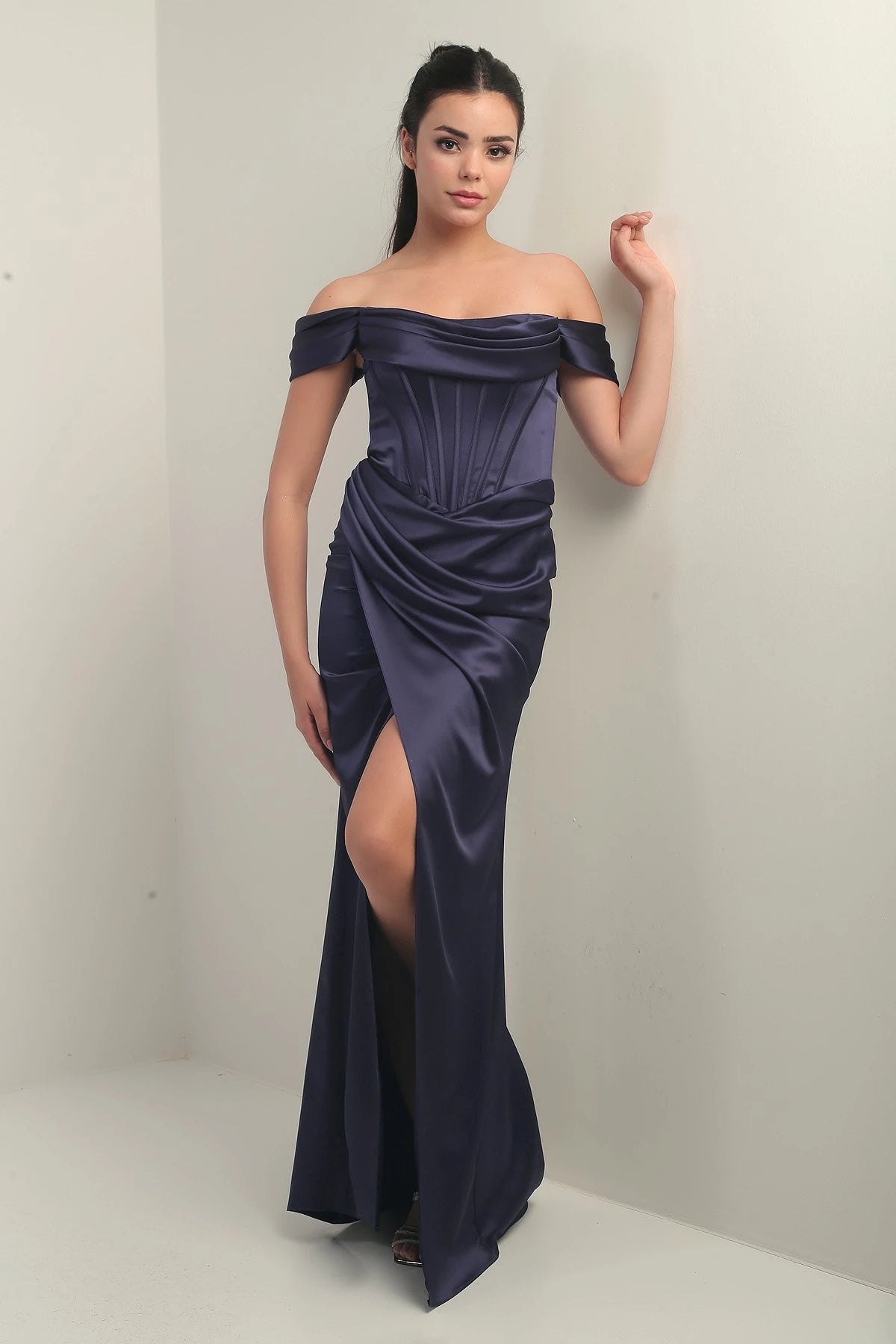Image of Women's Strapless Low-Sleeve Lined Underwired Satin Long Dress