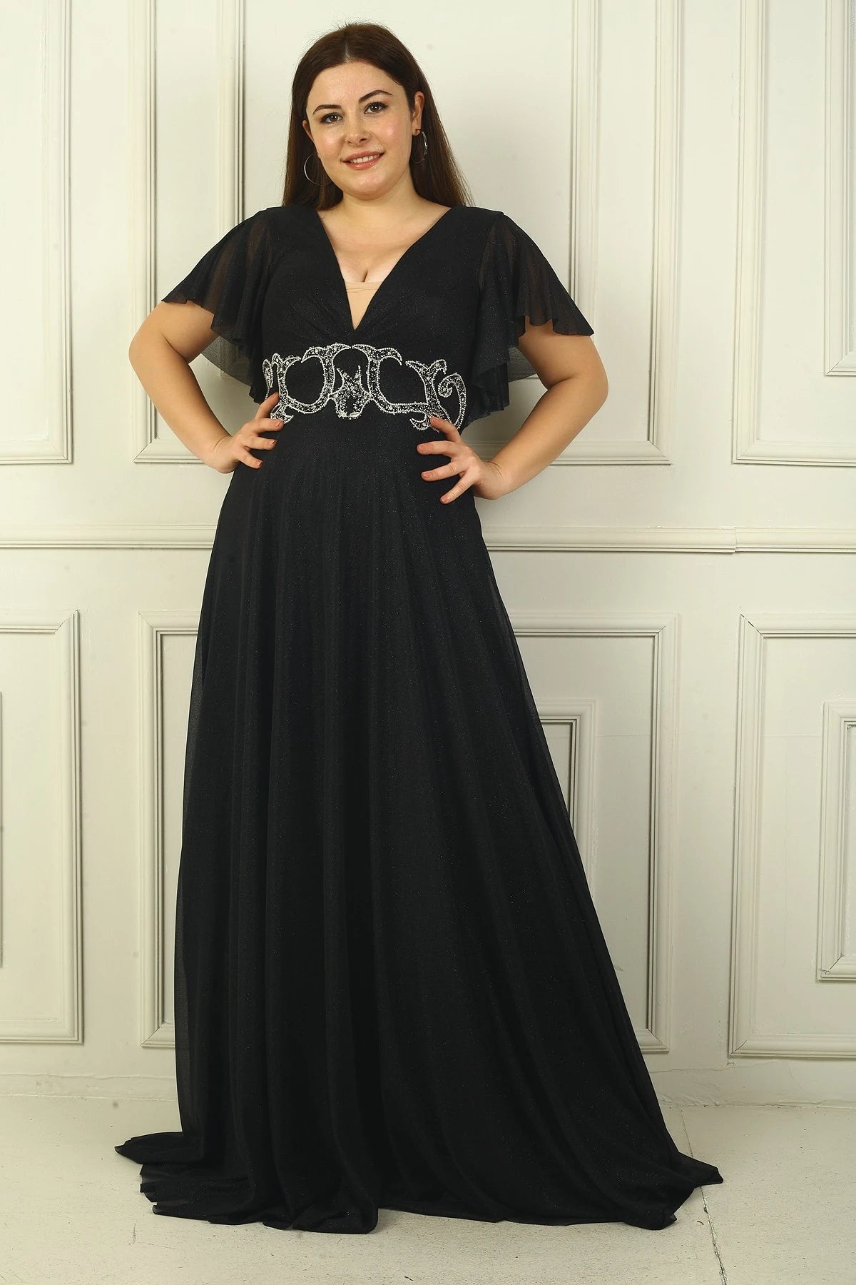 Image of Women's Front and Back V-Neck Waist Embellished, Lined, Glittery Plus Size Evening Dress