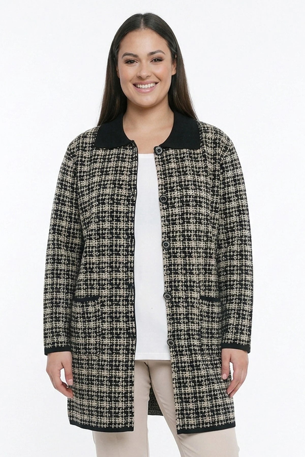 Image of Women's Button-Front, Double-Pocket, Patterned, Glittery Plus Size Cardigan