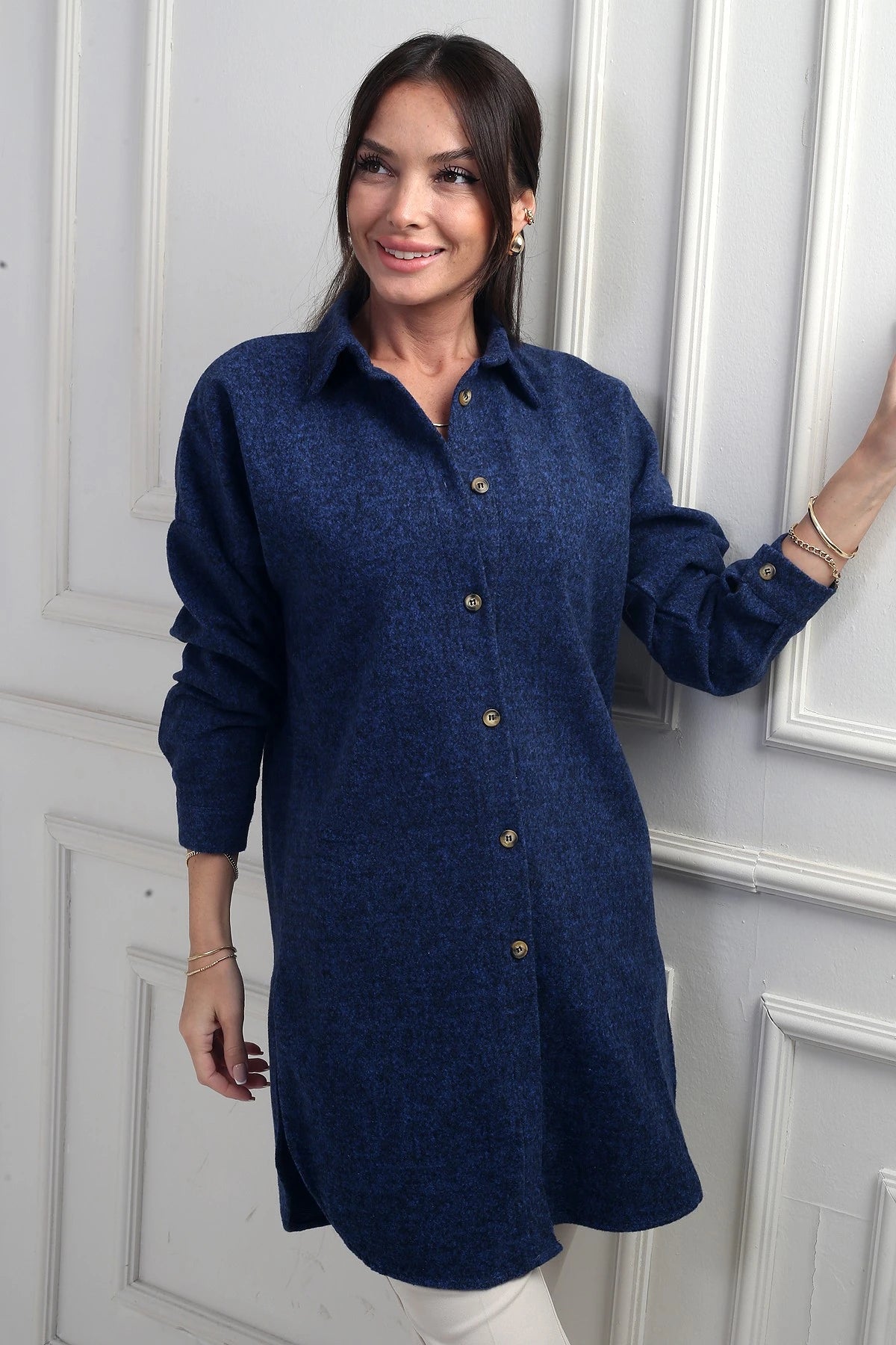 Image of Women's Side Slit Speckled Tunic Shirt