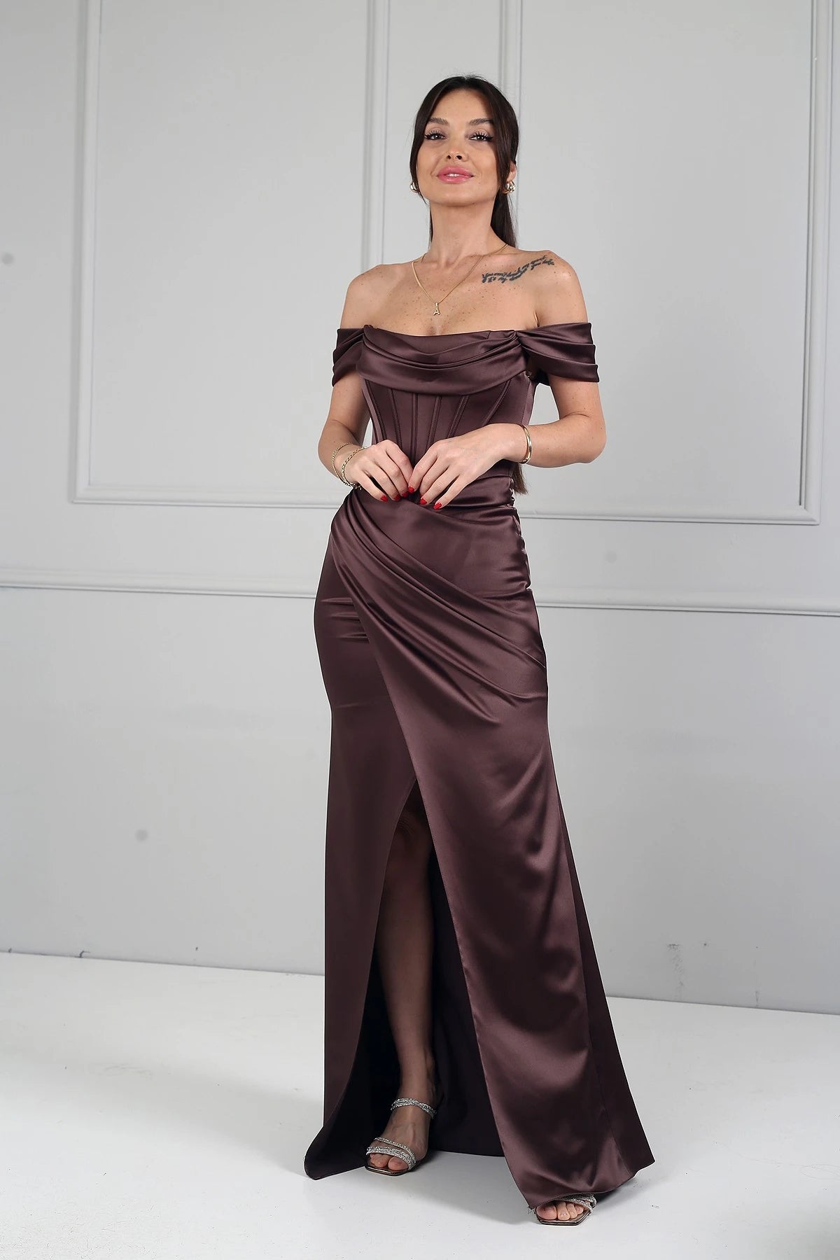 Image of Women's Strapless Low-Sleeve Lined Underwired Satin Long Dress