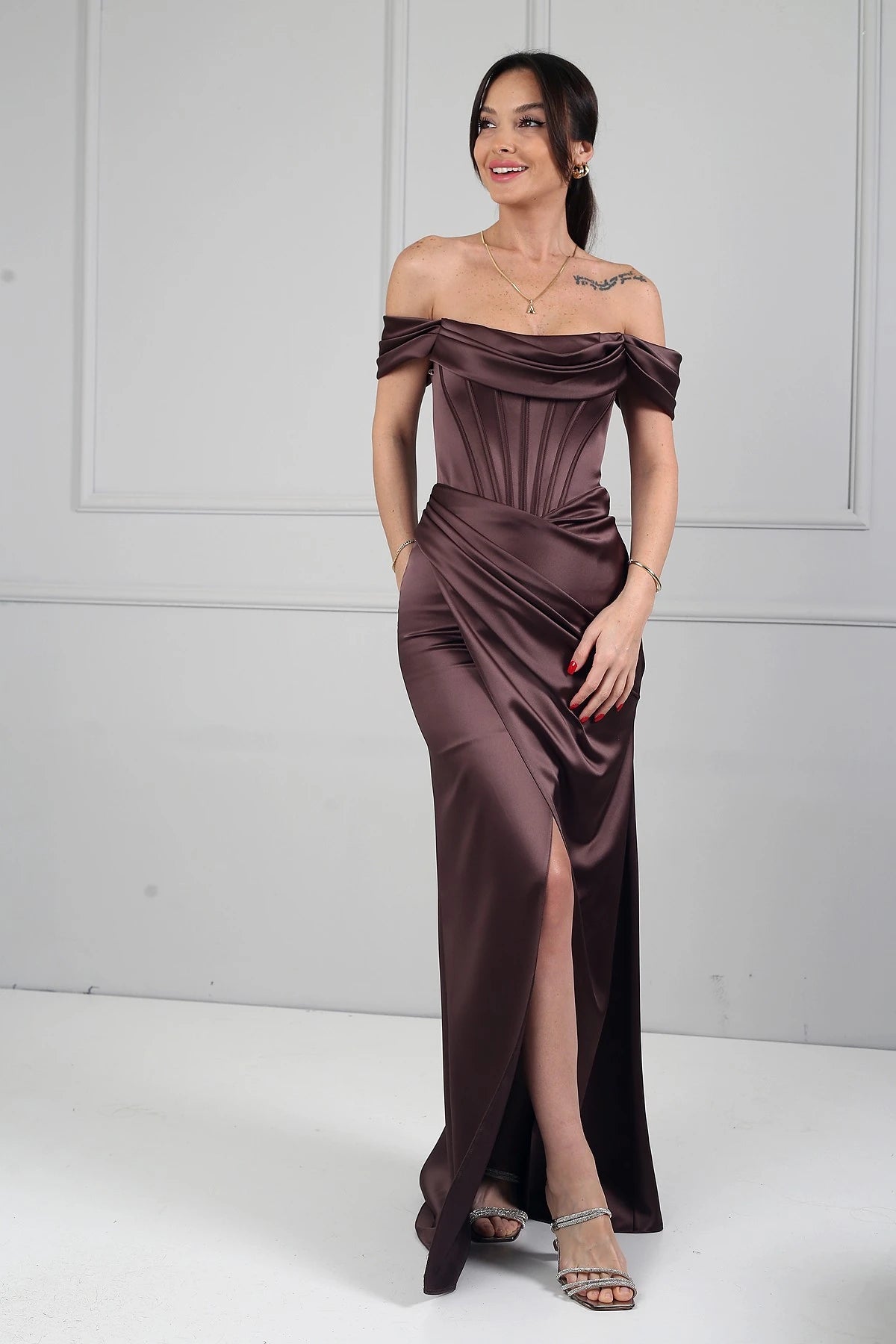 Image of Women's Strapless Low-Sleeve Lined Underwired Satin Long Dress