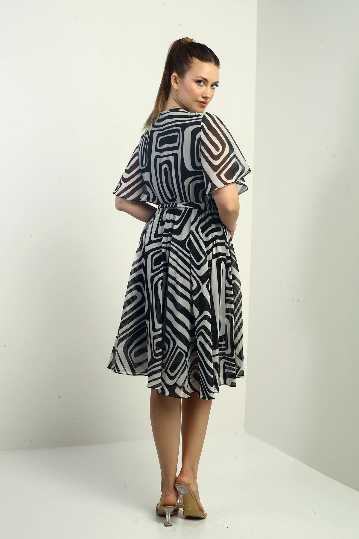 Image of Women's Wrap Neckline Belted Lined Geometric Pattern Chiffon Dress