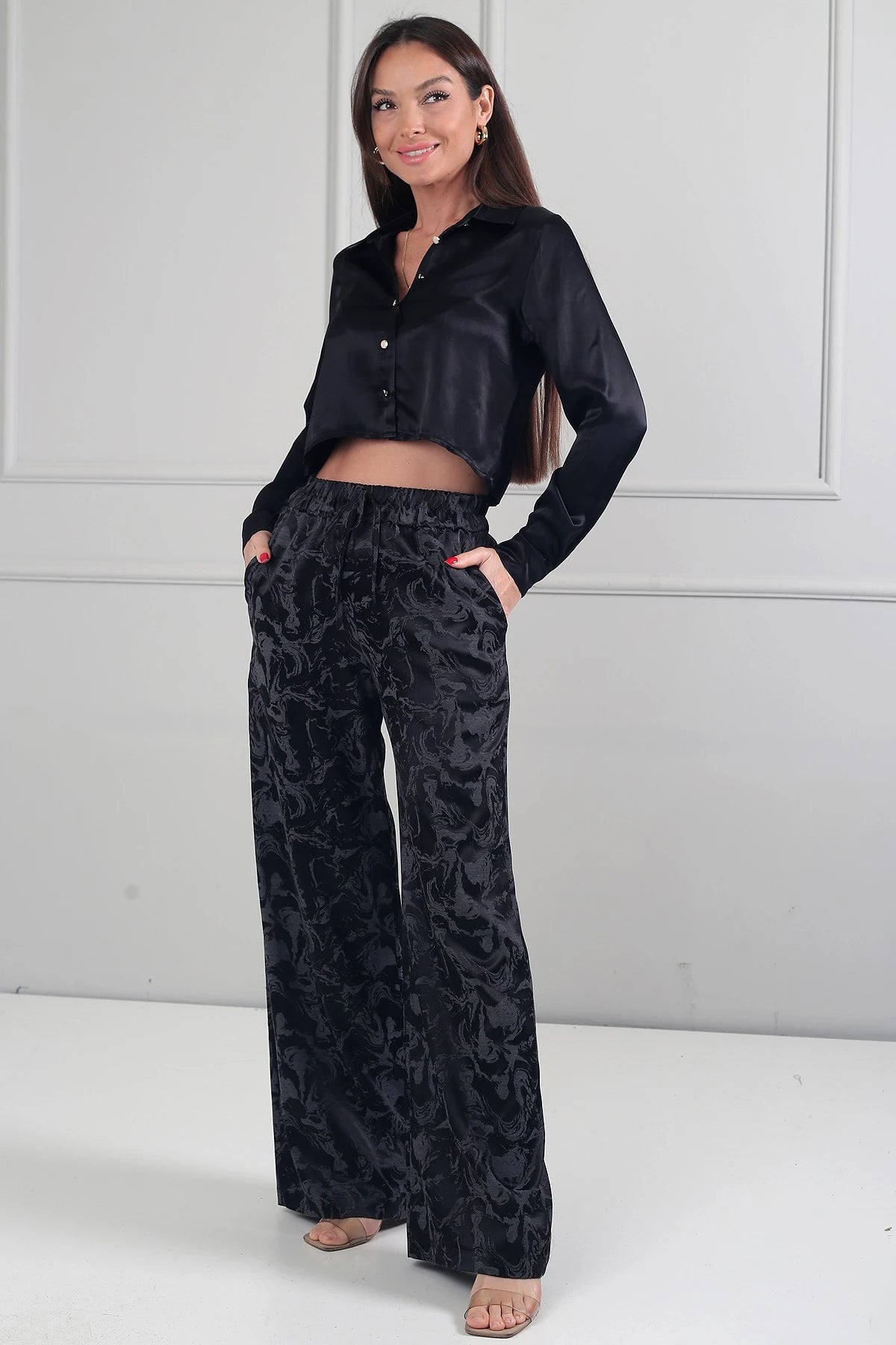 Image of Women's Elastic Waist Abstract Patterned Palazzo Satin Trousers