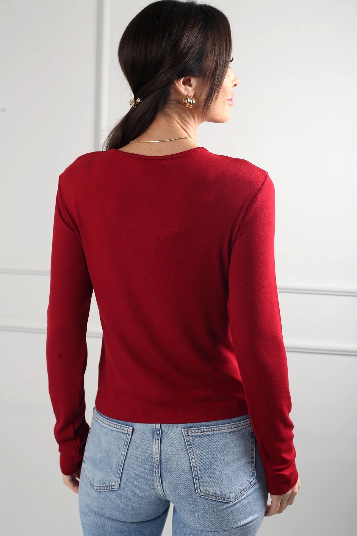 Image of Women's Buzzy Full-Length Snap-Button Lycra Blouse