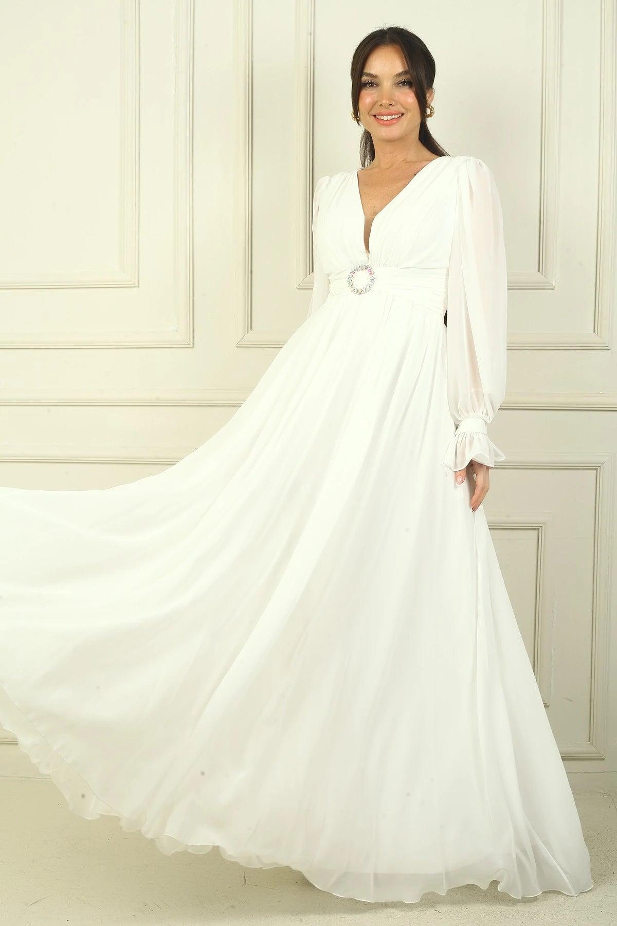 Image of Women's V-Neck, Buckle Waist, Lined Chiffon Long Evening Dress