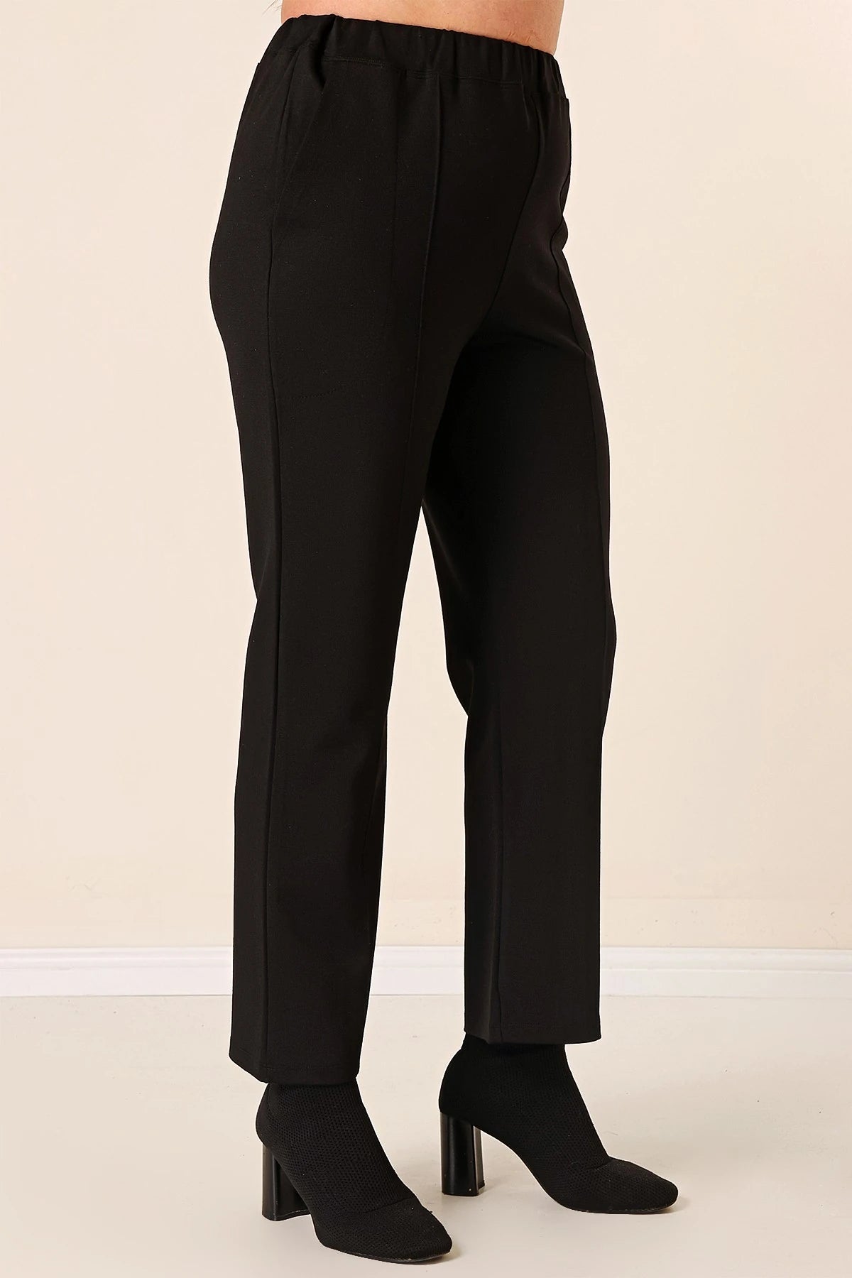 Image of Plus Size Pants with Elastic Waistband, Side Pockets, and Lycra Fabric