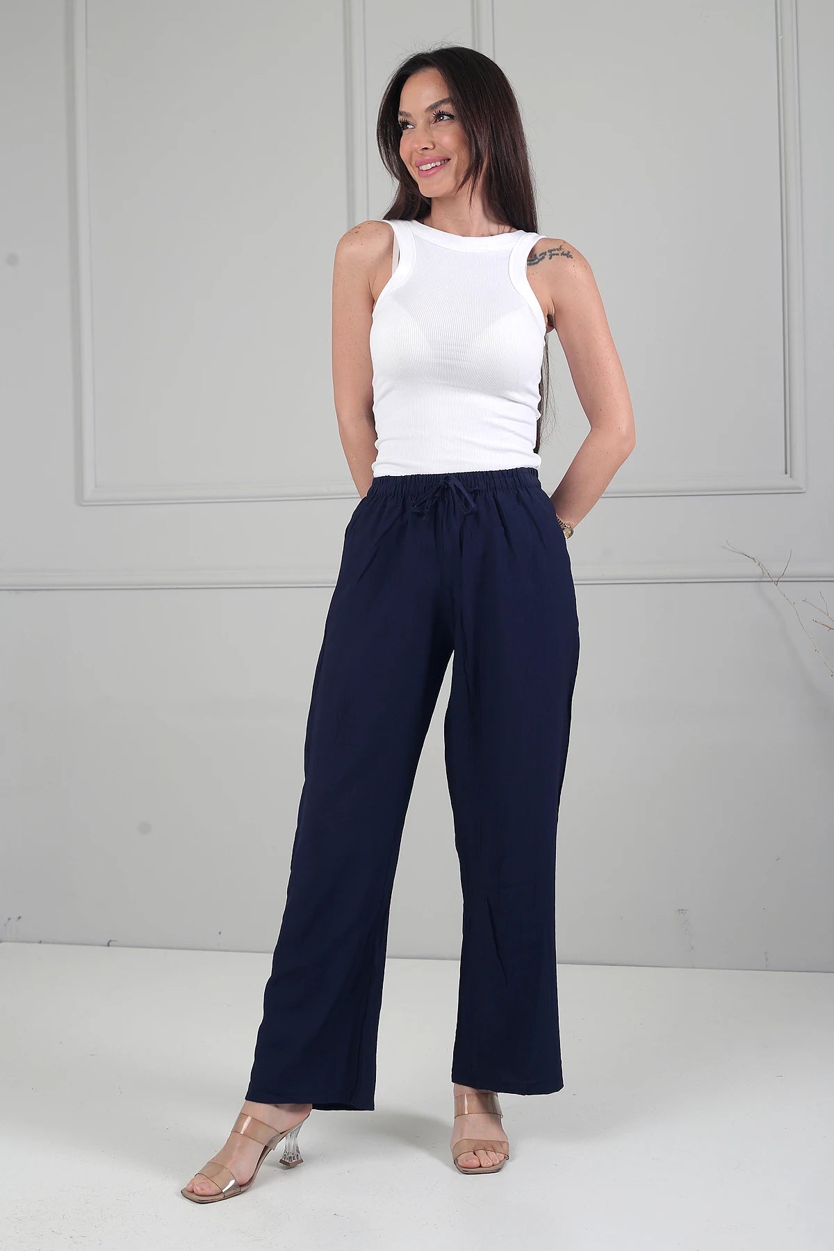 Image of Women's Elastic Waist Wide Leg Strawberry Patterned Pants with Pockets