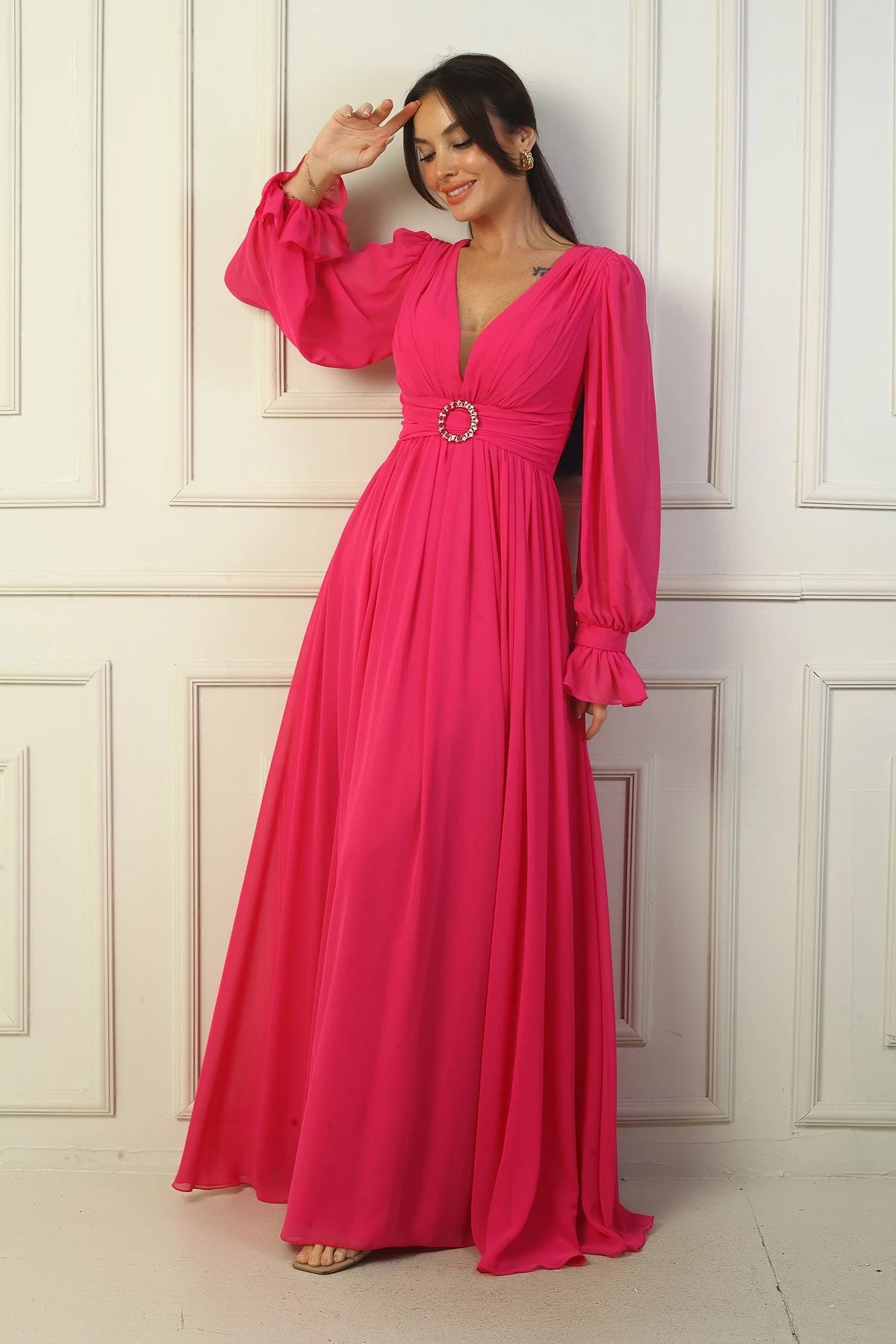 Image of Women's V-Neck, Buckle Waist, Lined Chiffon Long Evening Dress