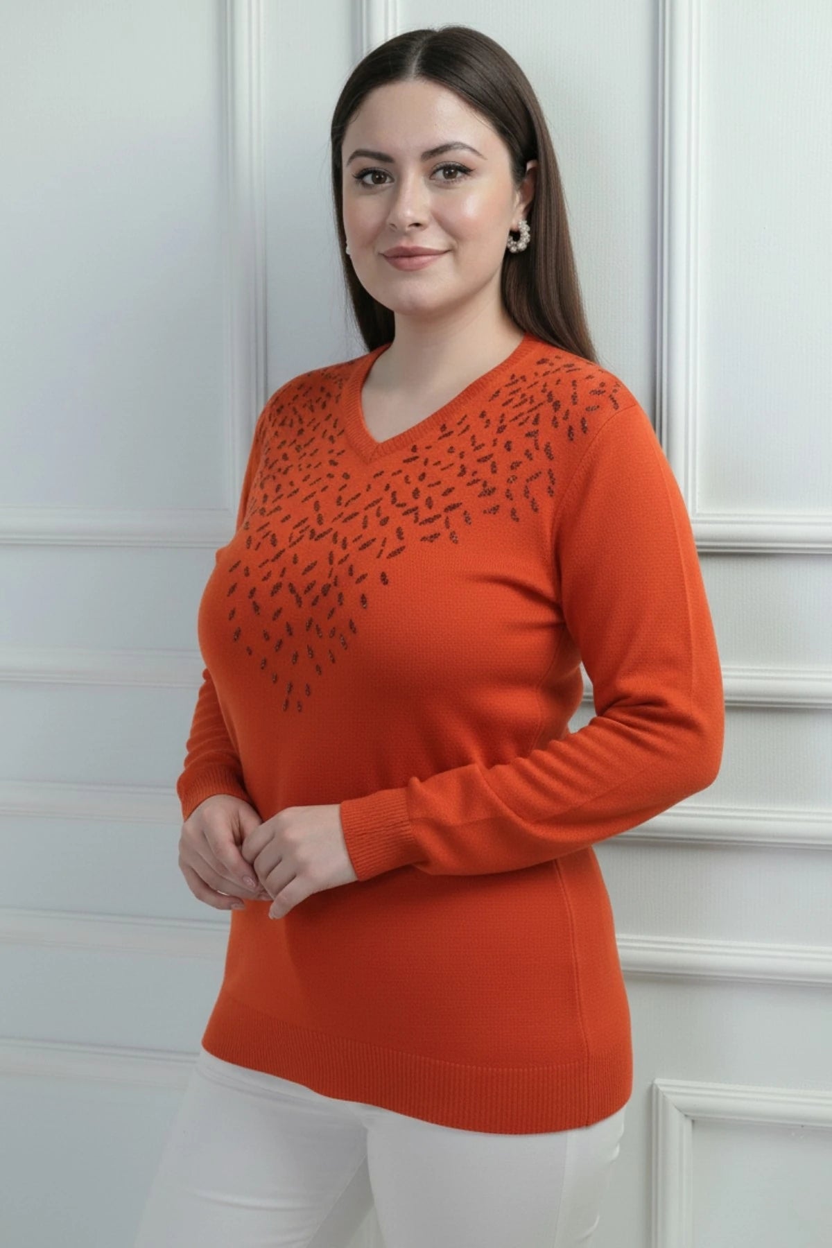 Image of Women's V-Neck Plus Size Knitted Blouse with Glitter Detail on the Front