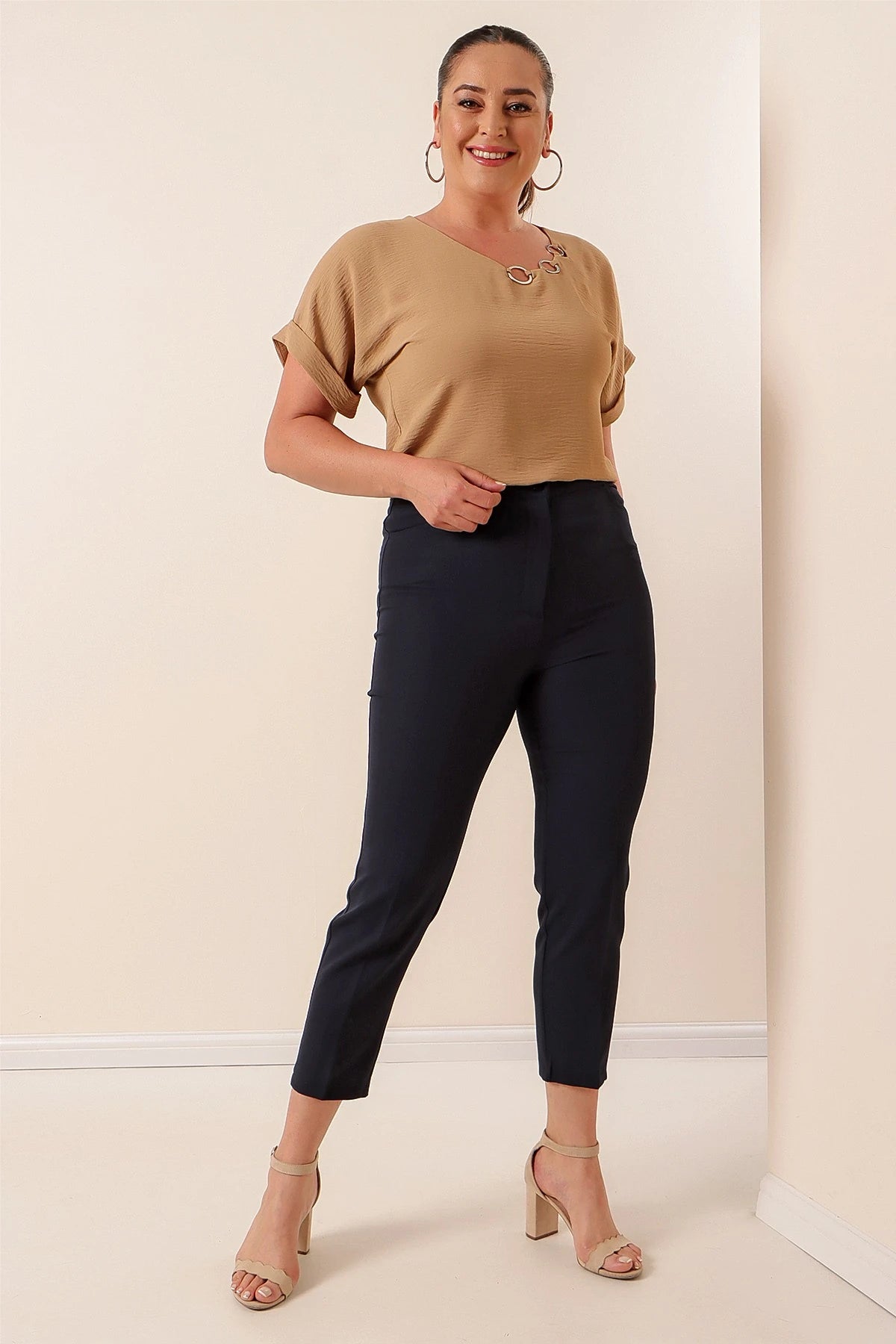 Image of Elastic Waist, Pockets, Lycra Plus Size Trousers