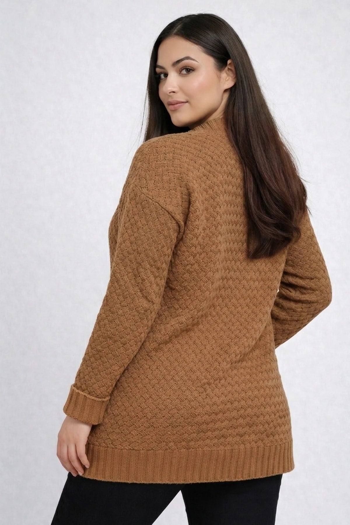 Image of Women's Basket Weave Pattern Pocketed Tunic Cardigan