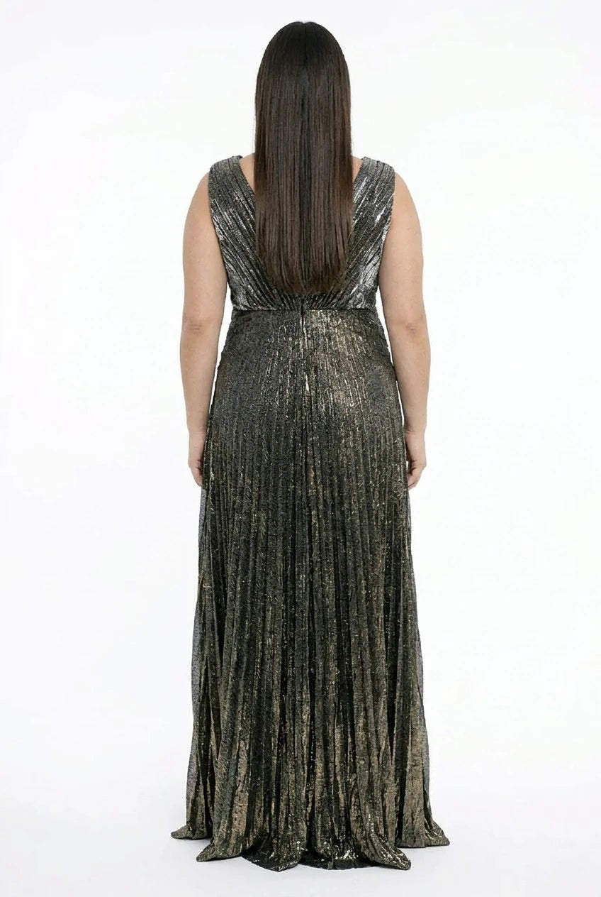 Image of Women's Front and Back V-Neck Ekol Fabric Pleated Series Stone Embellished Lined Plus Size Long Dress