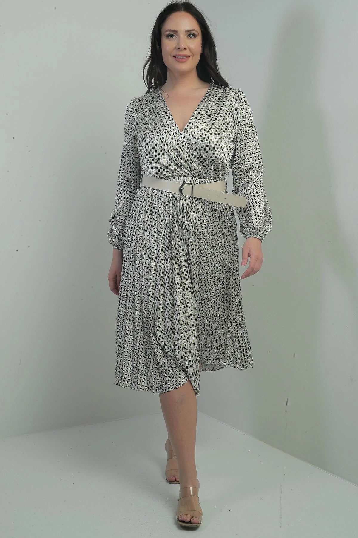 Image of Women's Wrap Neckline Belted Lined Patterned Pleated Midi Satin BB Dress