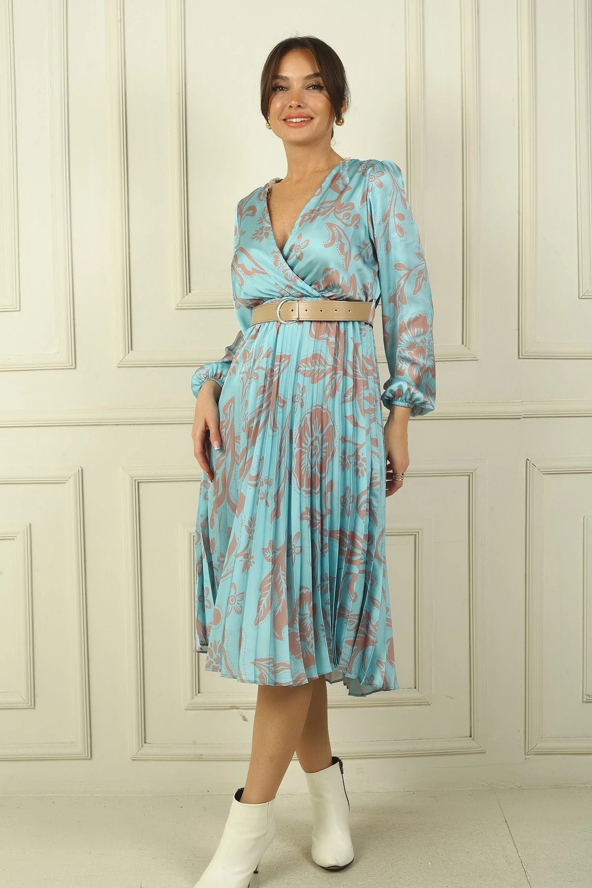 Image of Women's Wrap Neckline Belted Lined Floral Pleated Satin Dress