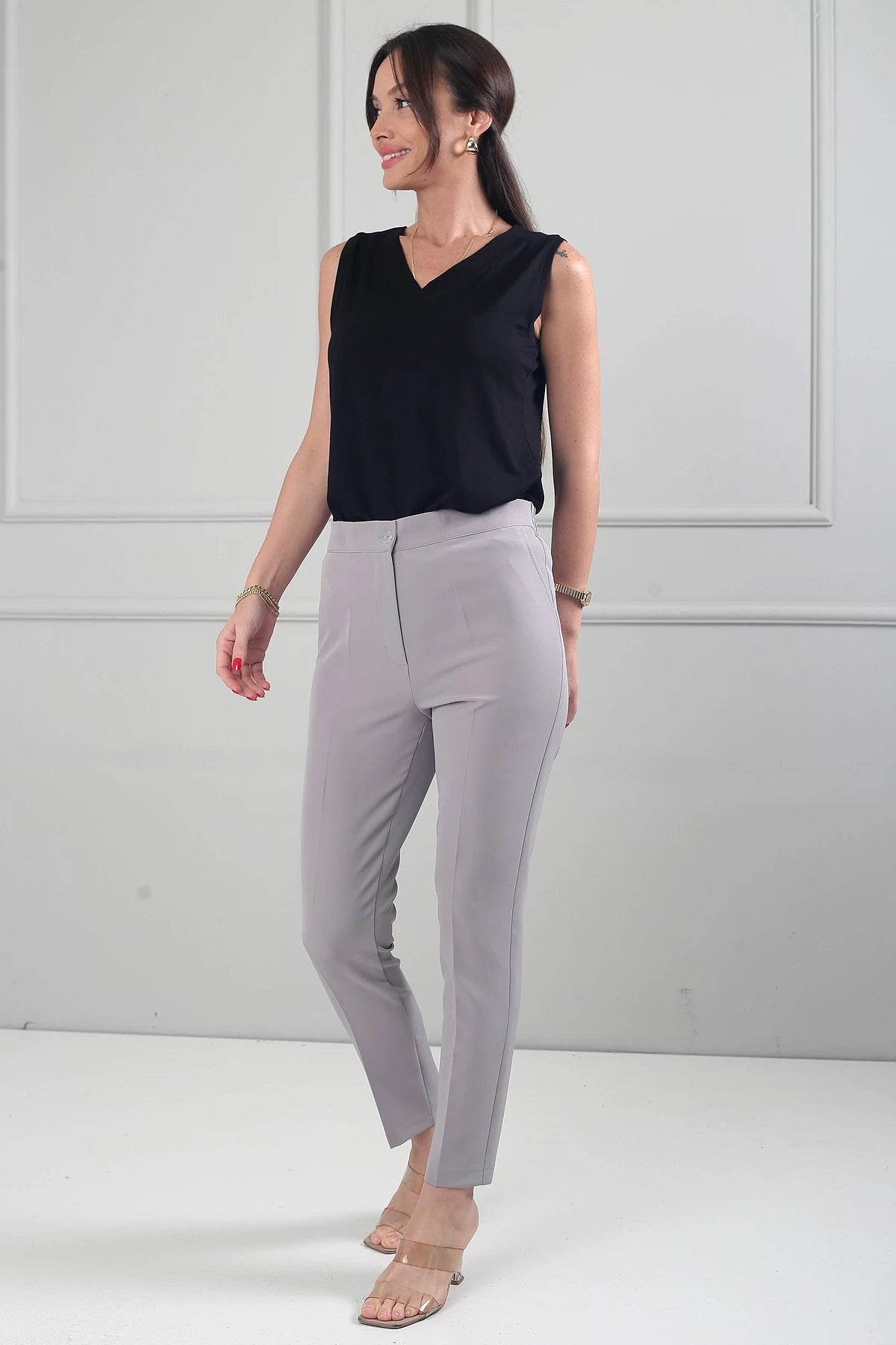Image of Women's Wide-Sized Crepe Pants with Elasticated Back