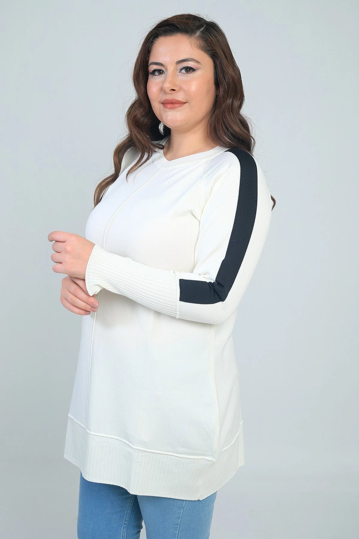 Image of Kadın Kolları Şeritli Büyük Beden Tunik Bluz