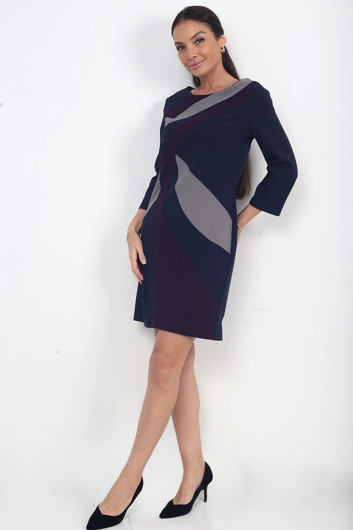 Image of Rochie scurtă din crep cu model geometric și căptușire pentru femei