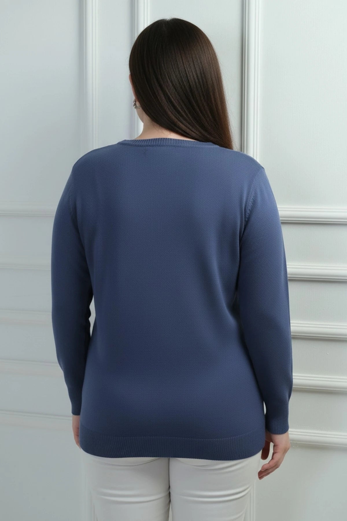 Image of Women's V-Neck Plus Size Knitted Blouse with Glitter Detail on the Front