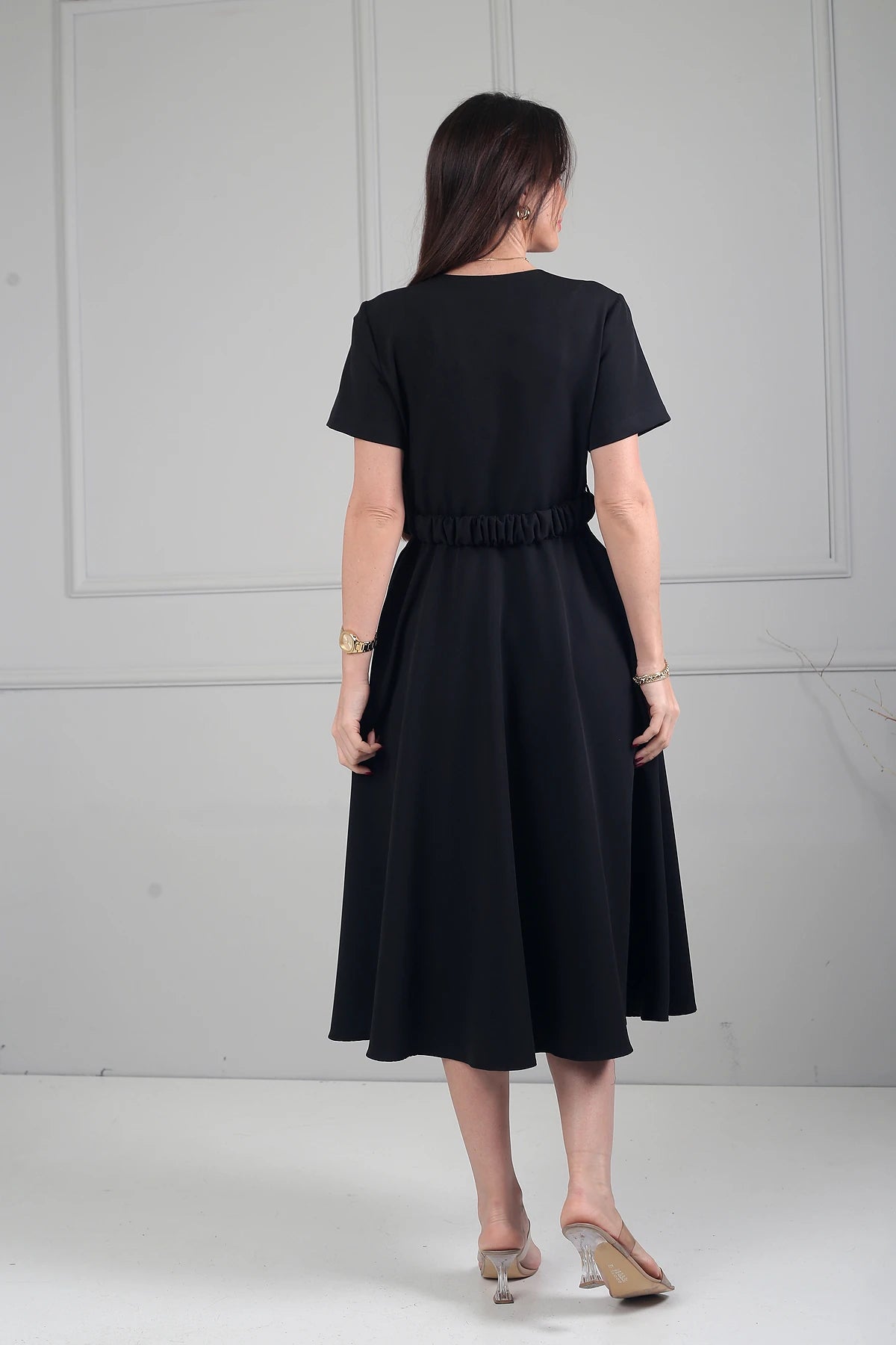 Image of Women's Short-Sleeved Midi Dress with Metal Buttons at the Front and Pockets