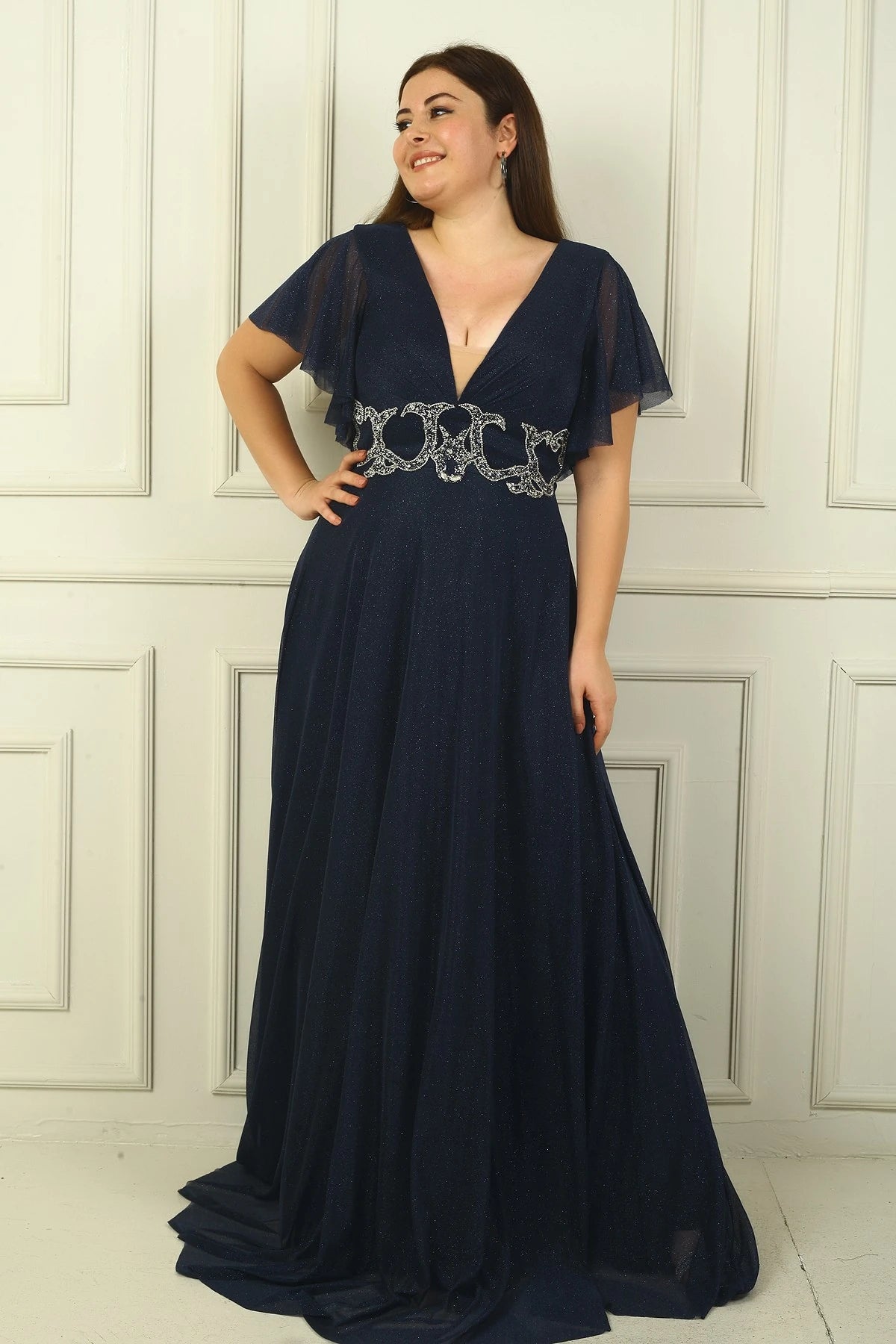 Image of Women's Front and Back V-Neck Waist Embellished, Lined, Glittery Plus Size Evening Dress