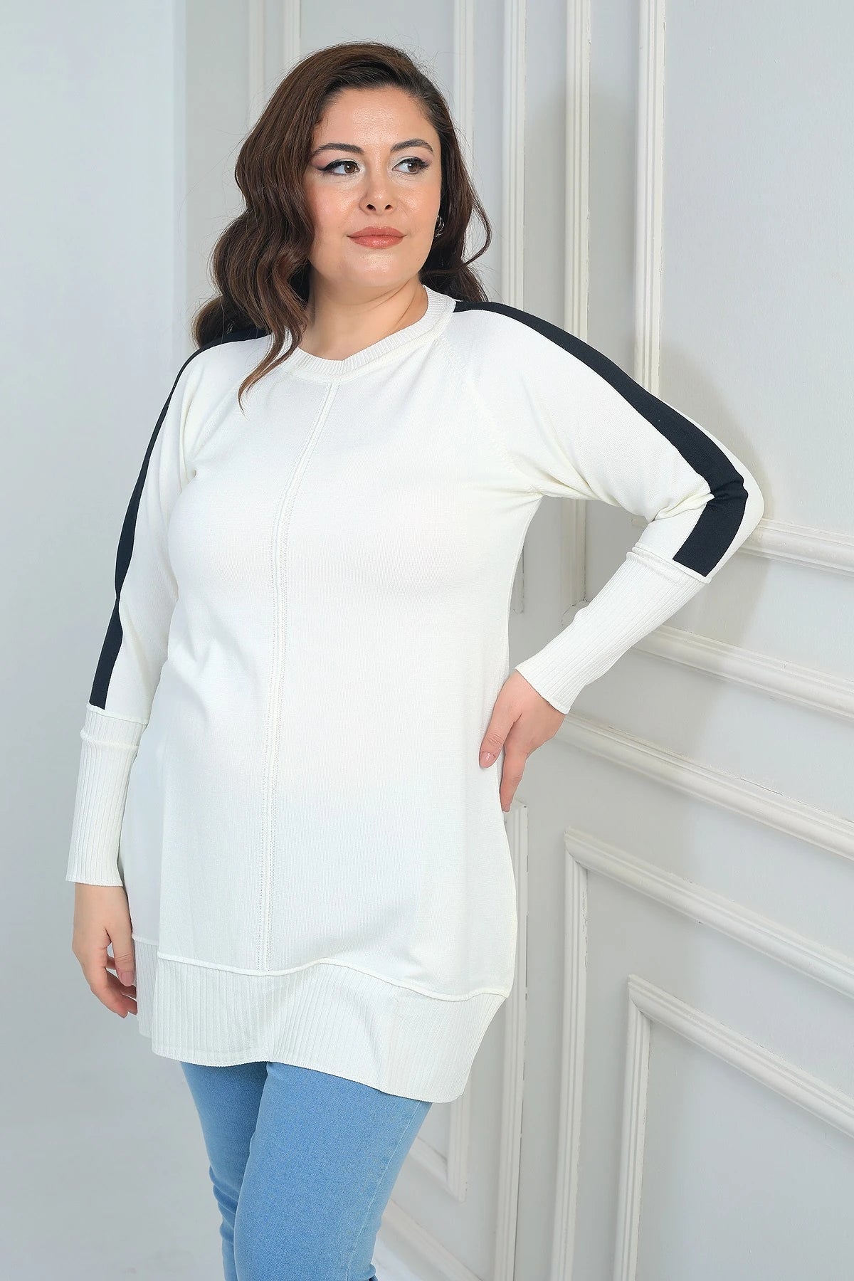 Image of Kadın Kolları Şeritli Büyük Beden Tunik Bluz