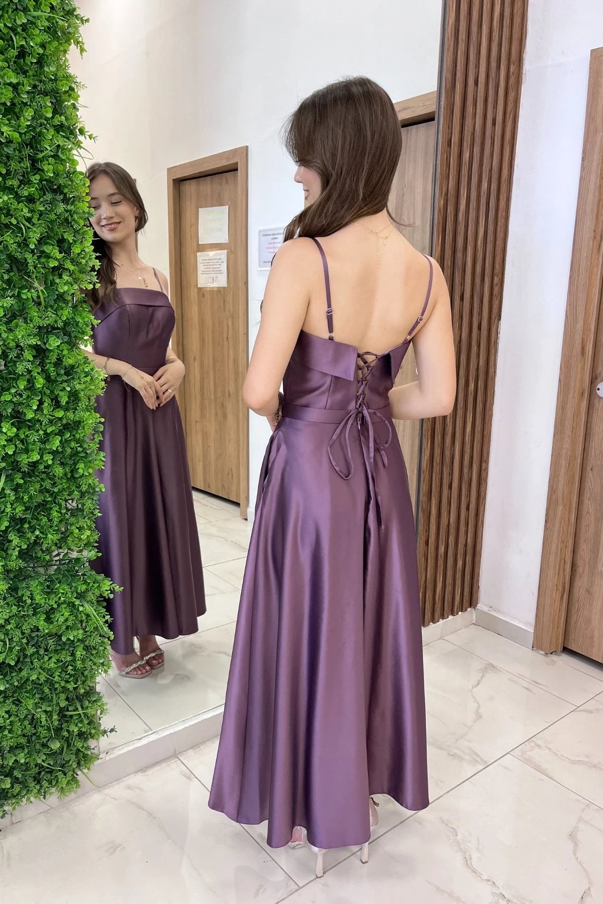 Image of Kadın İnce Askılı Astarlı Cepli Midi Saten Elbise