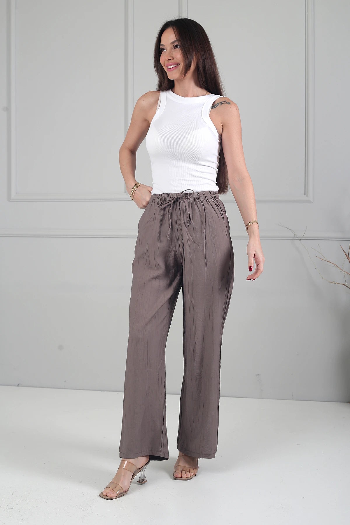 Image of Women's Elastic Waist Wide Leg Strawberry Patterned Pants with Pockets